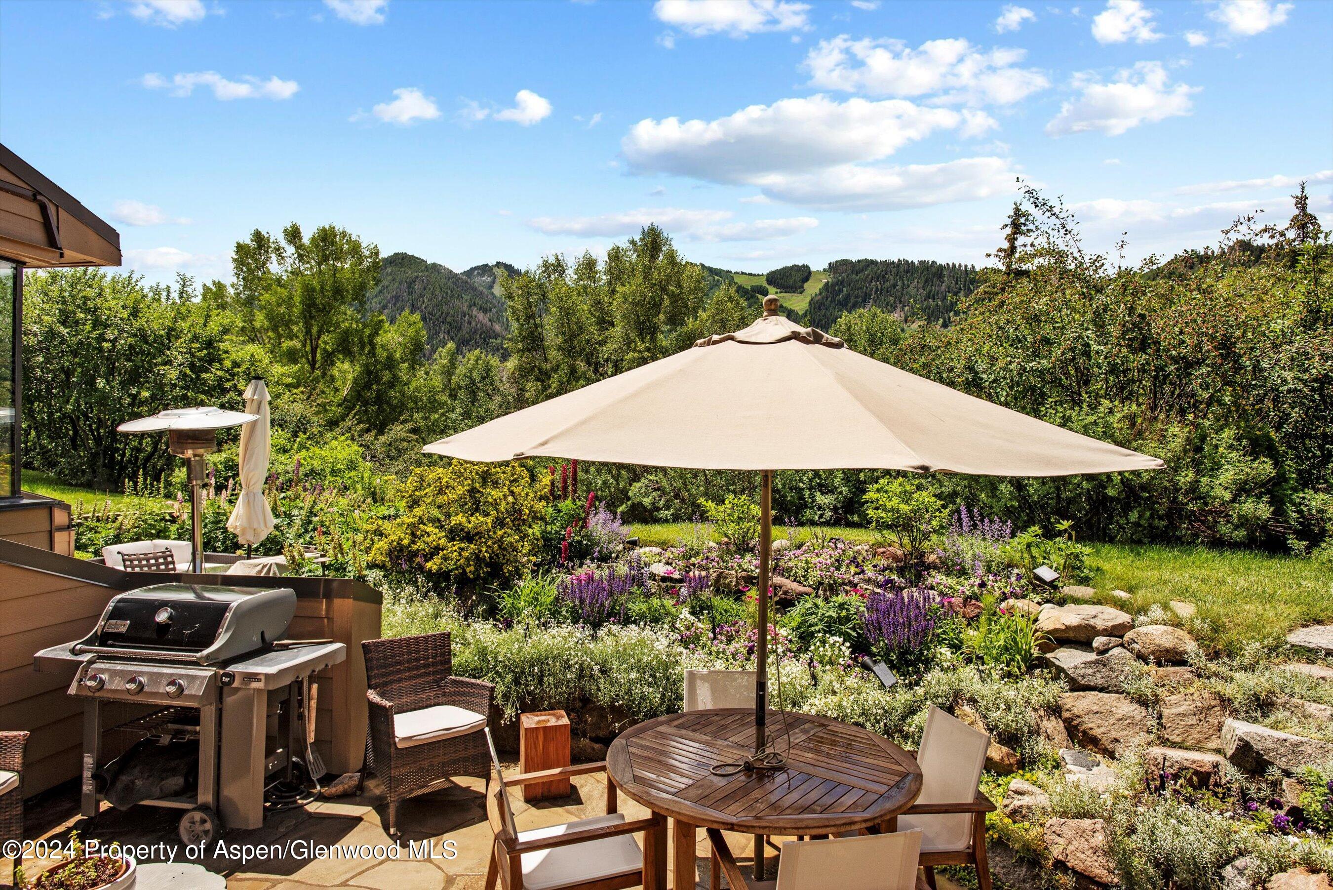 155 Lone Pine Road, Unit 8