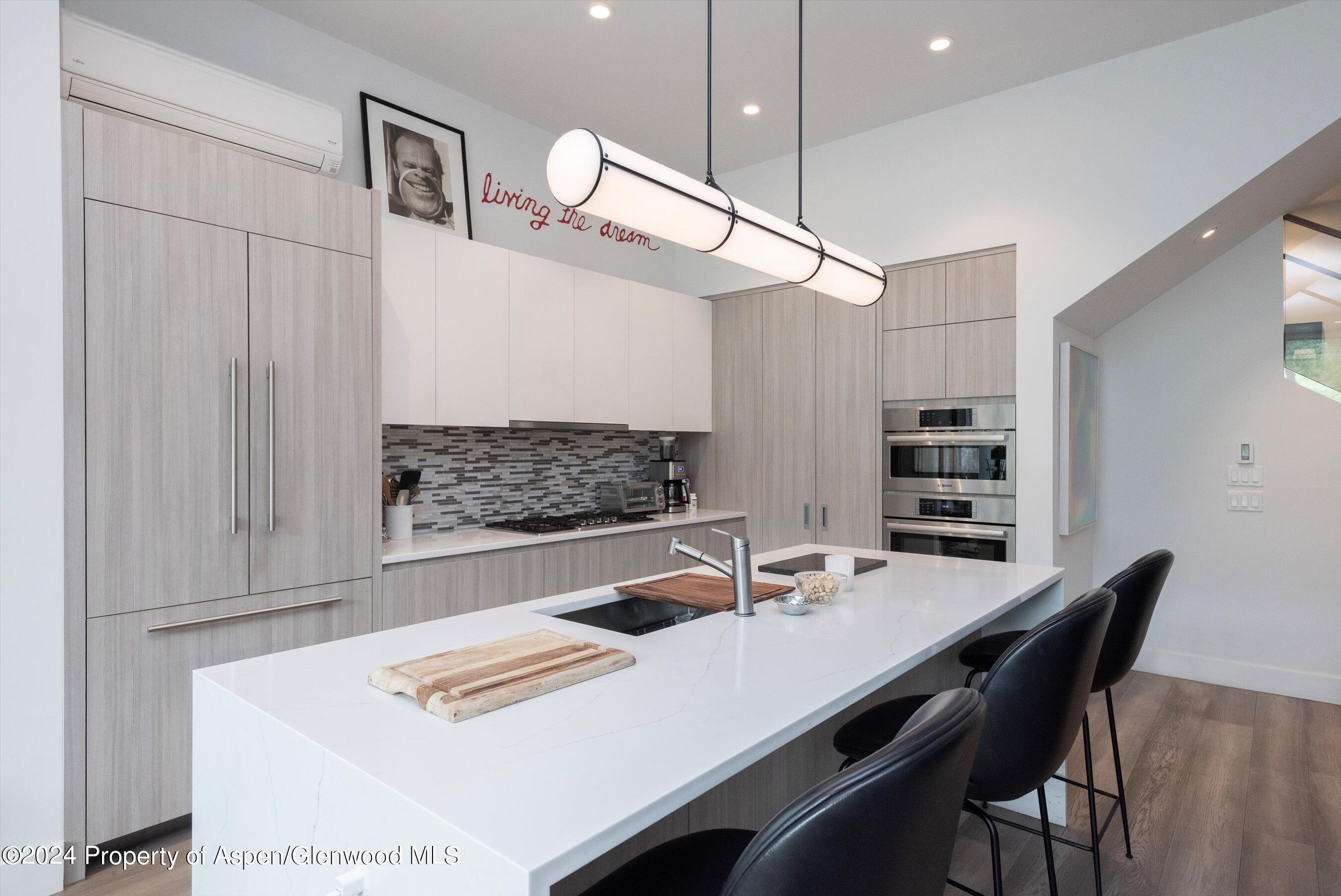 155 Lone Pine Road, Unit 8