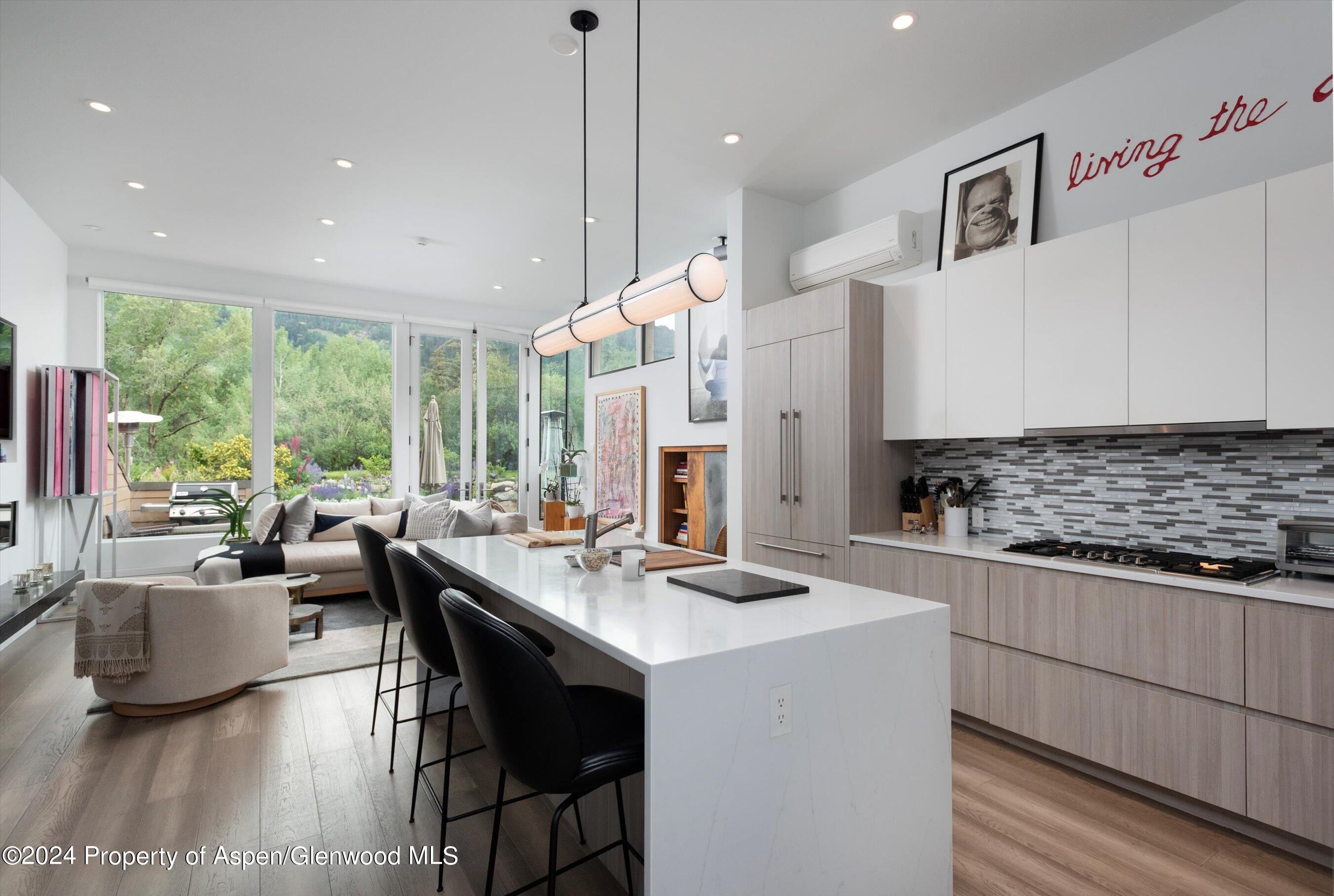 155 Lone Pine Road, Unit 8