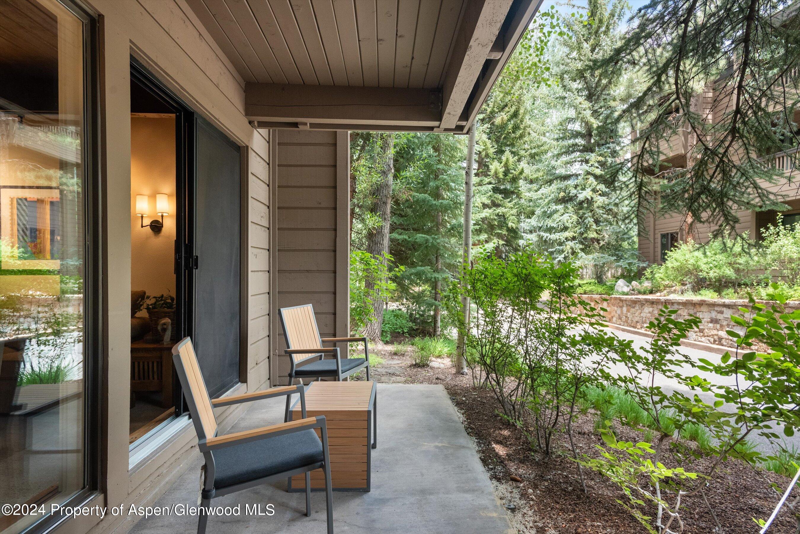 610 S West End Street, C102