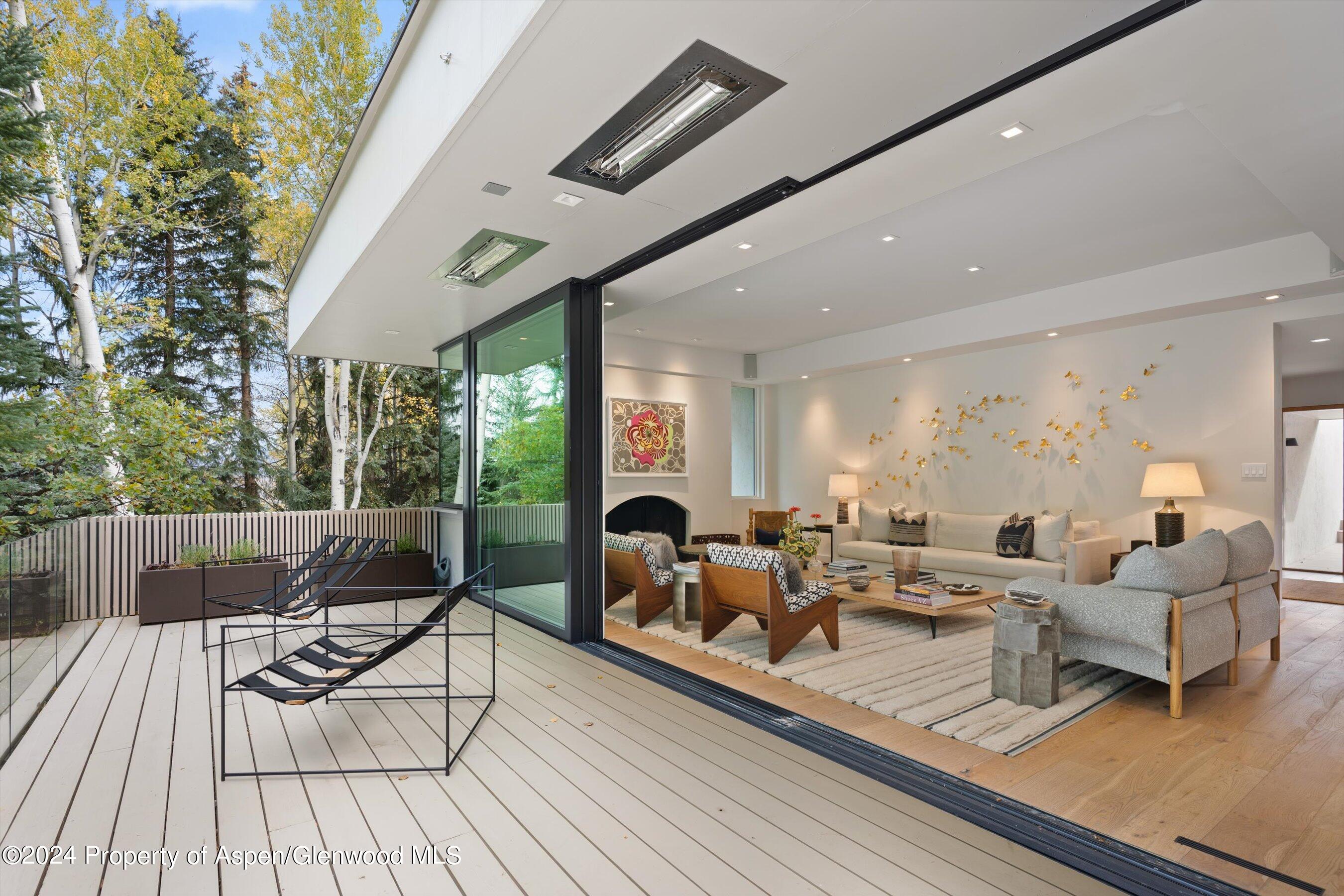 721 Meadowood Drive