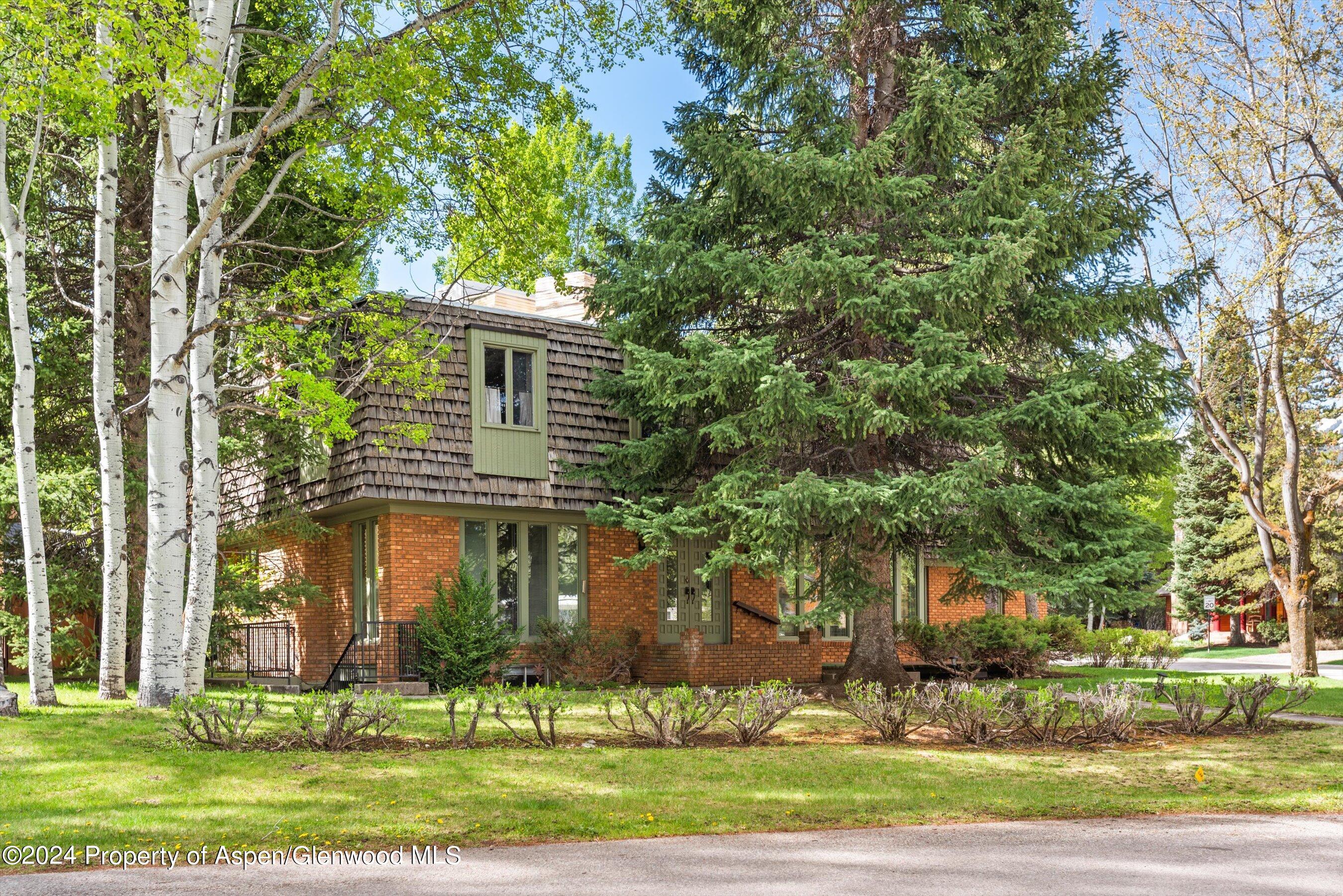 531 Gillespie Avenue