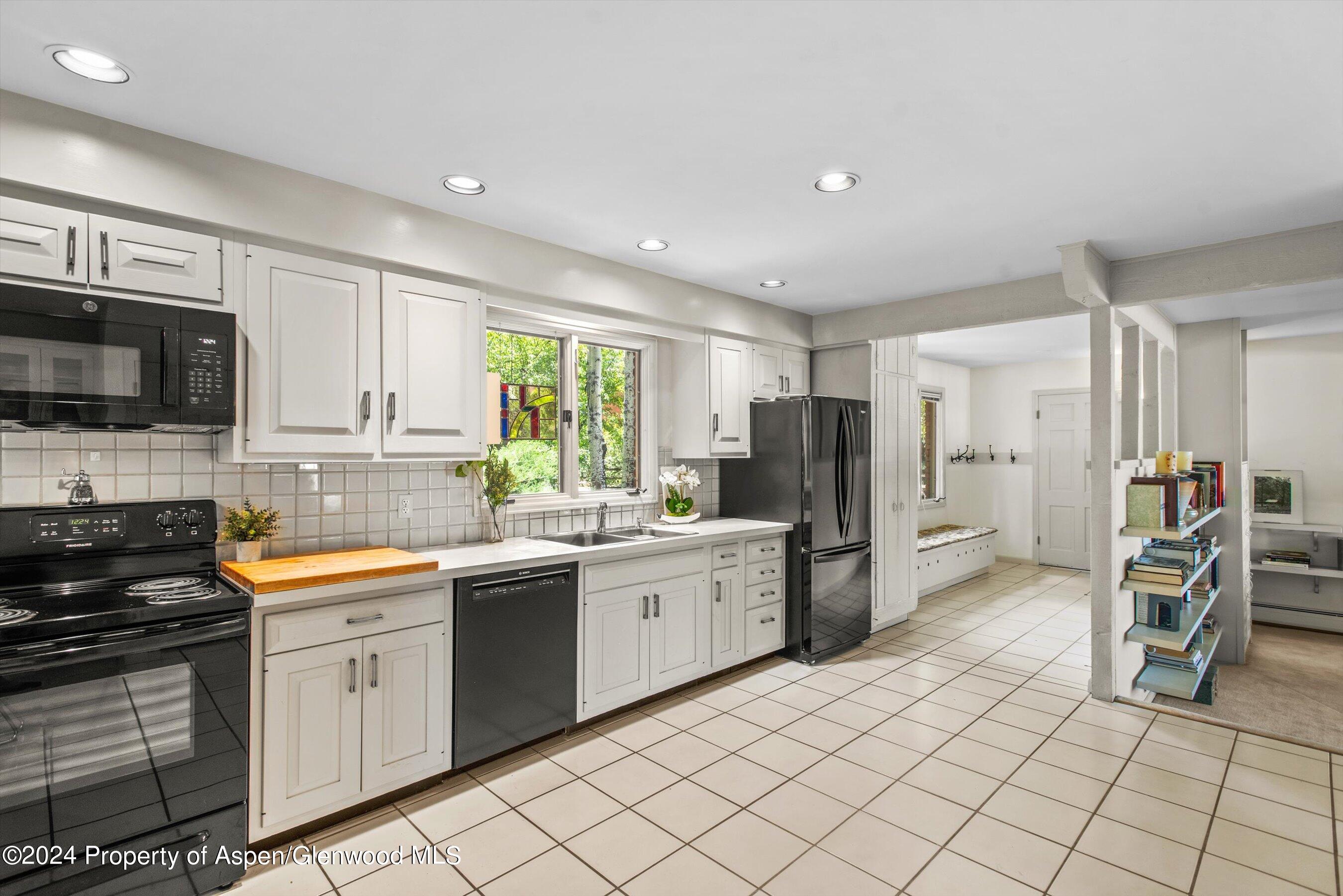 531 Gillespie Avenue