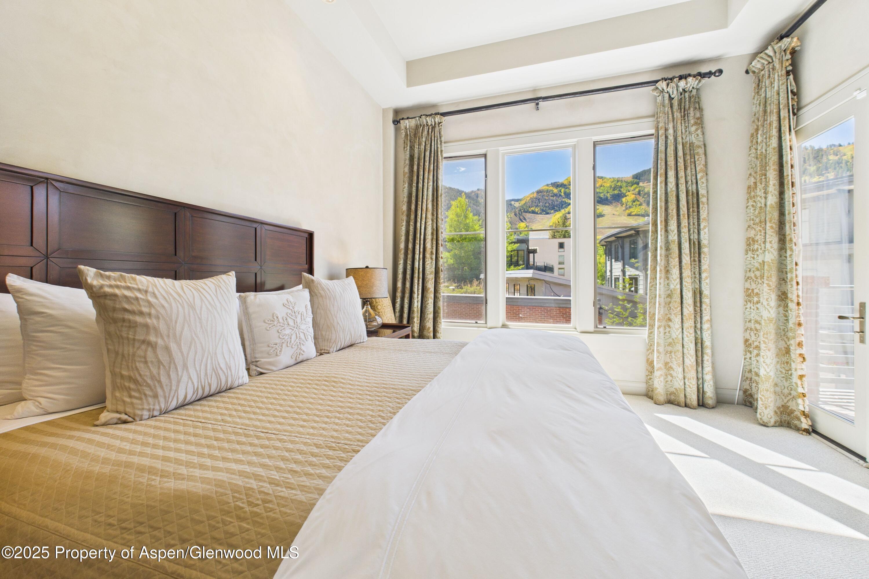 501 Rio Grande Place, Unit 204