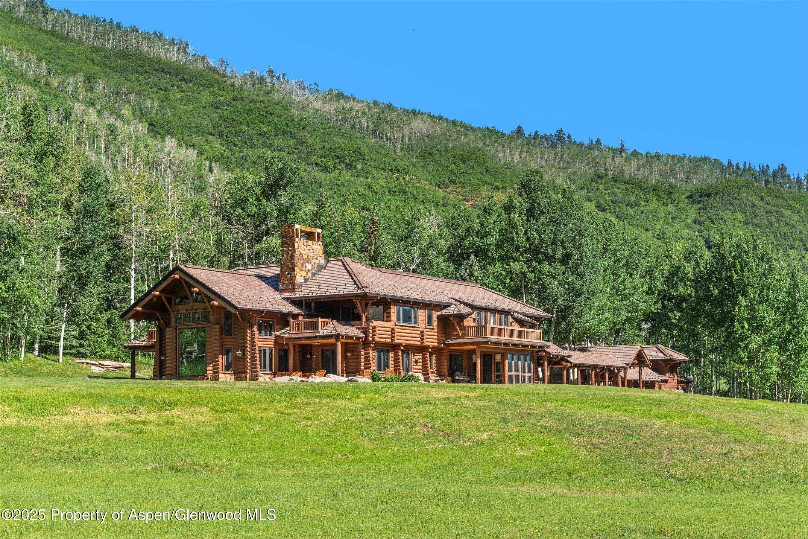 195 N Hayden Road