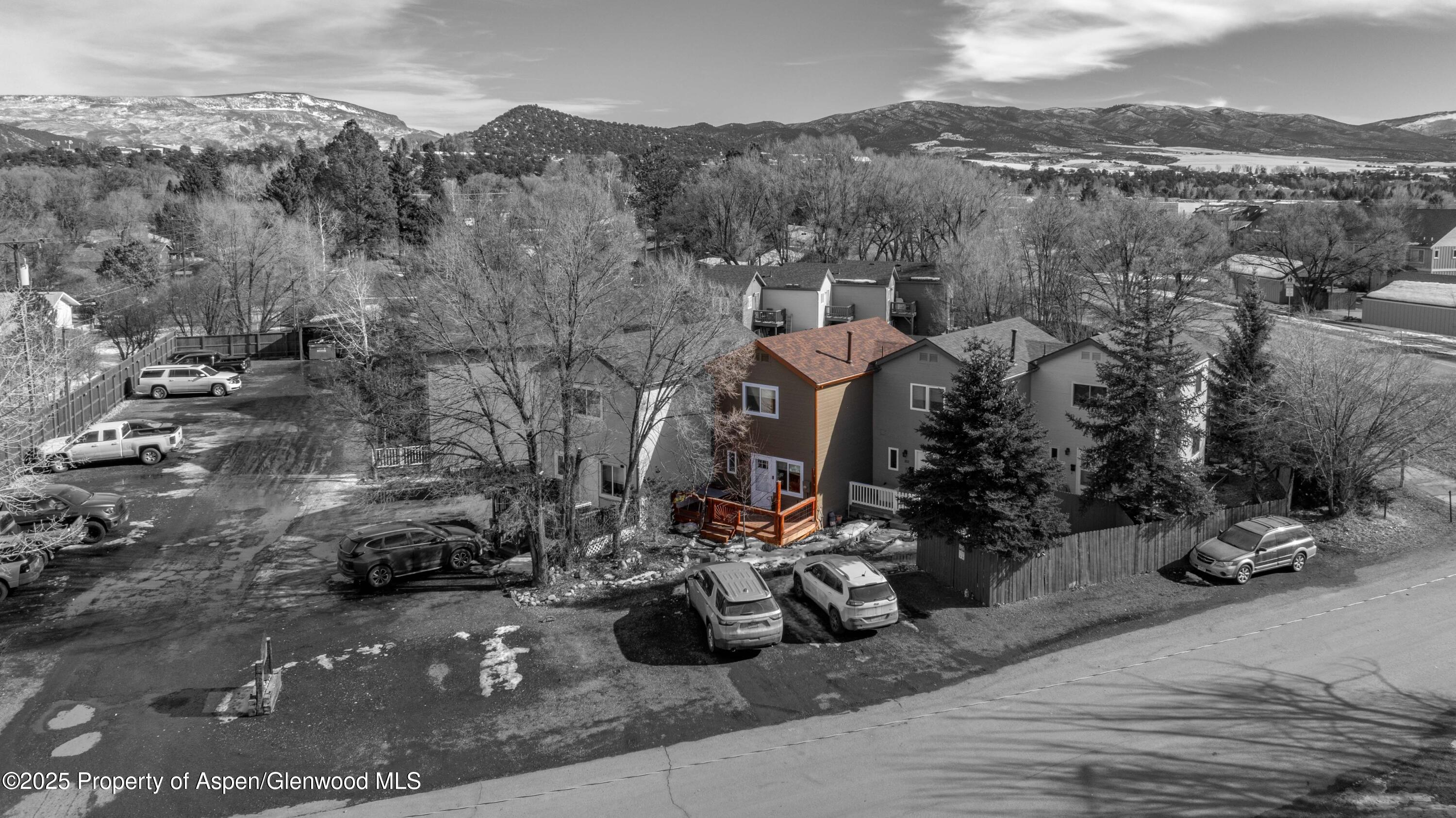 354 S 8th Street