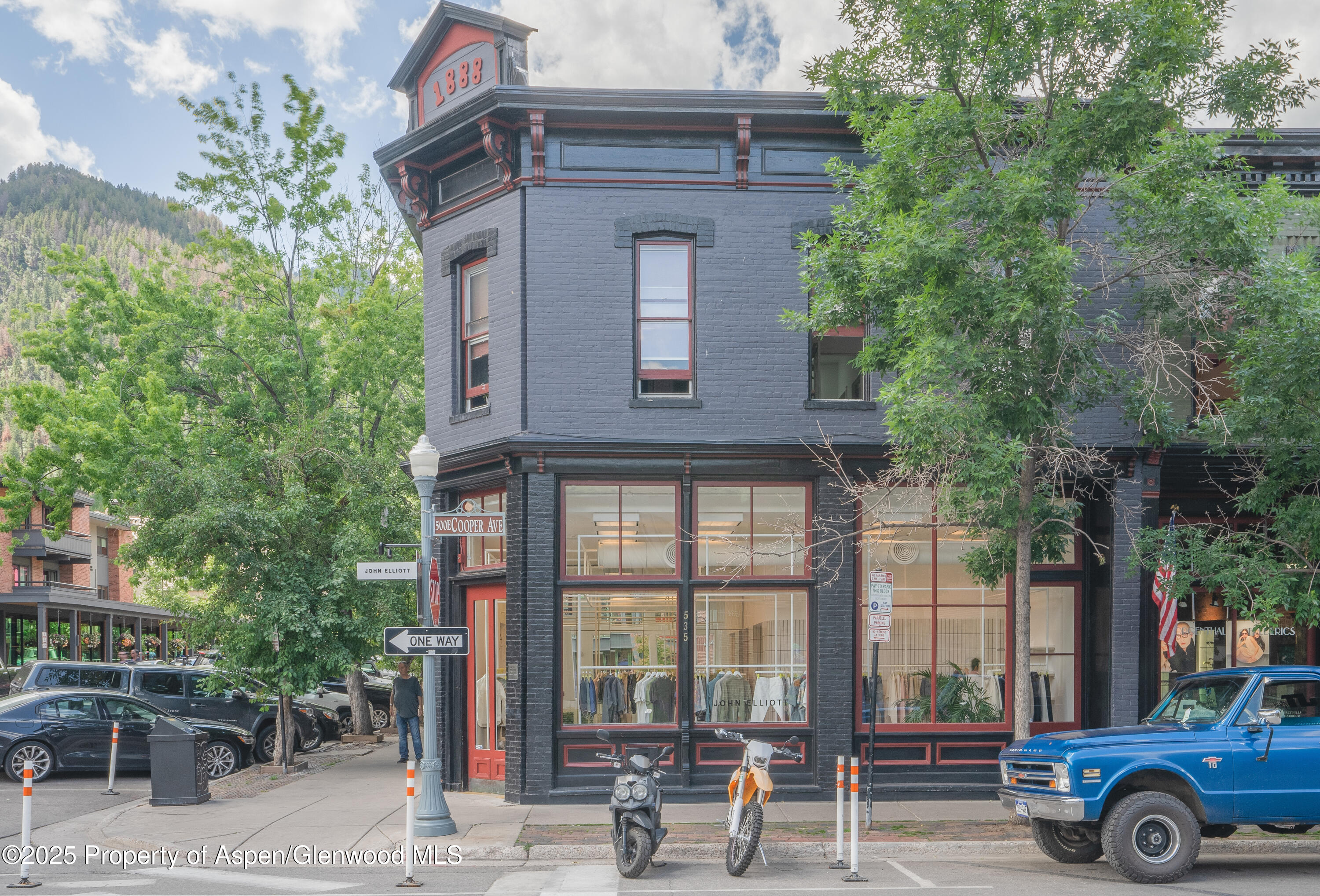 531 E Cooper Avenue, Unit 1