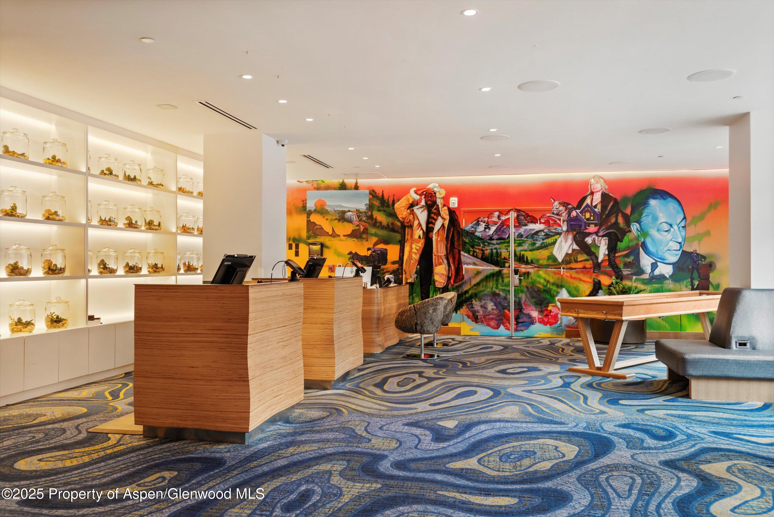 550 S Spring Street, Commercial
