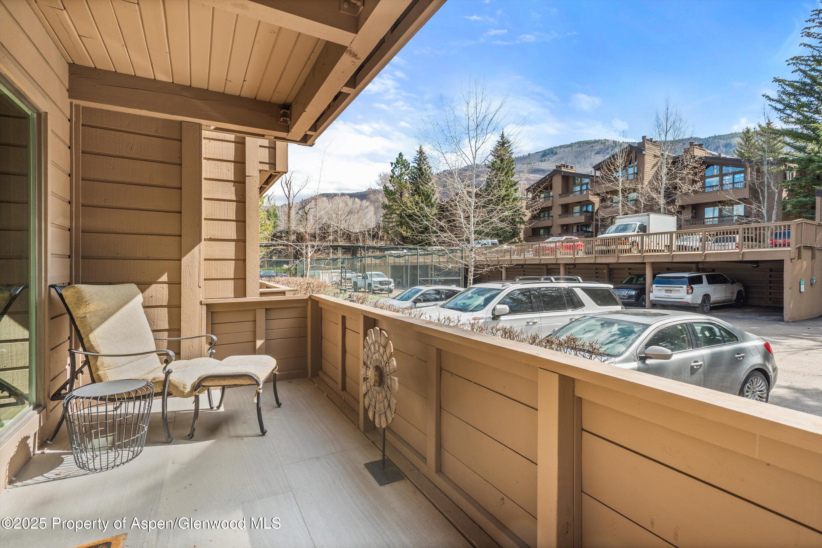 610 S West End Street, K102