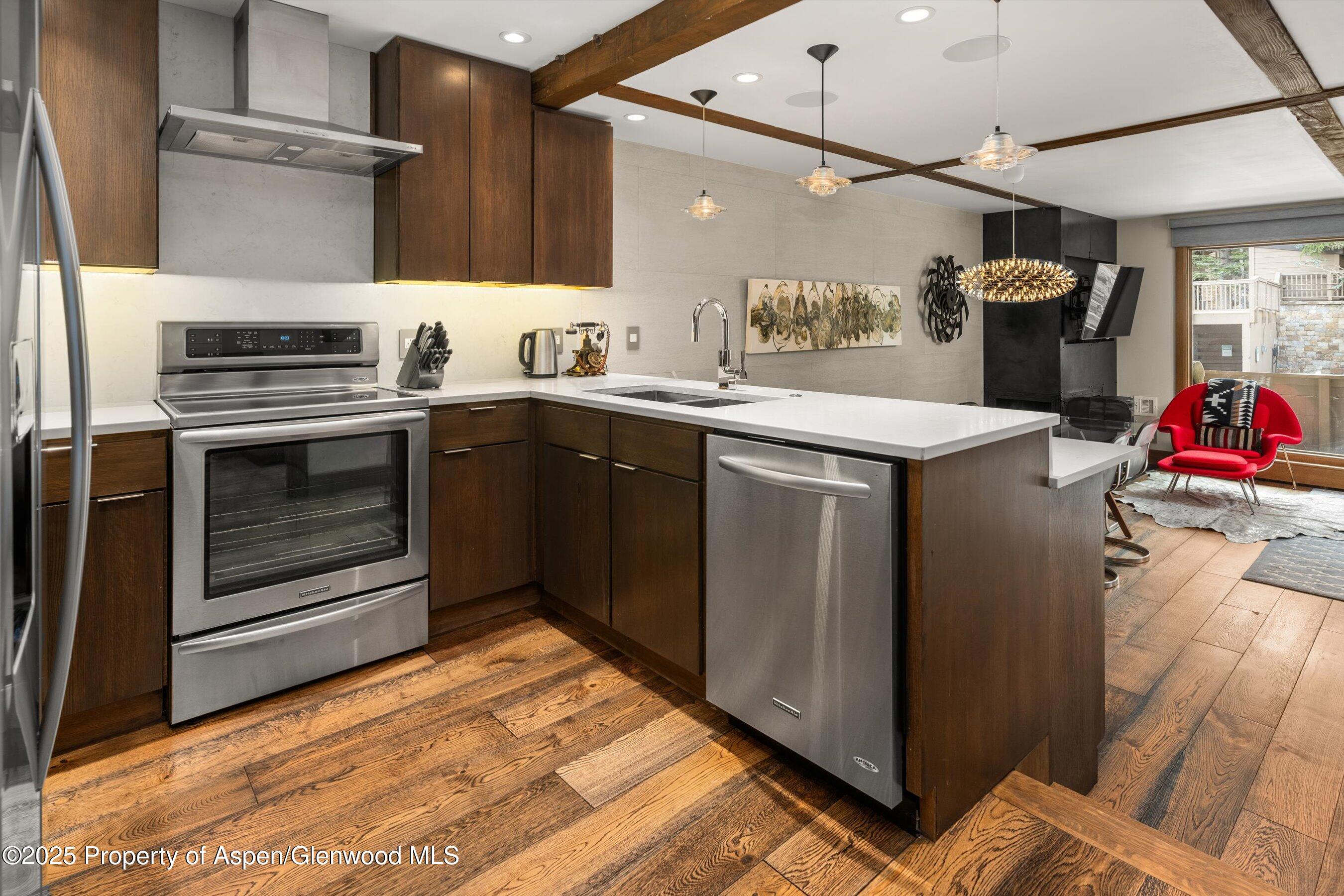 610 S West End Street, K102
