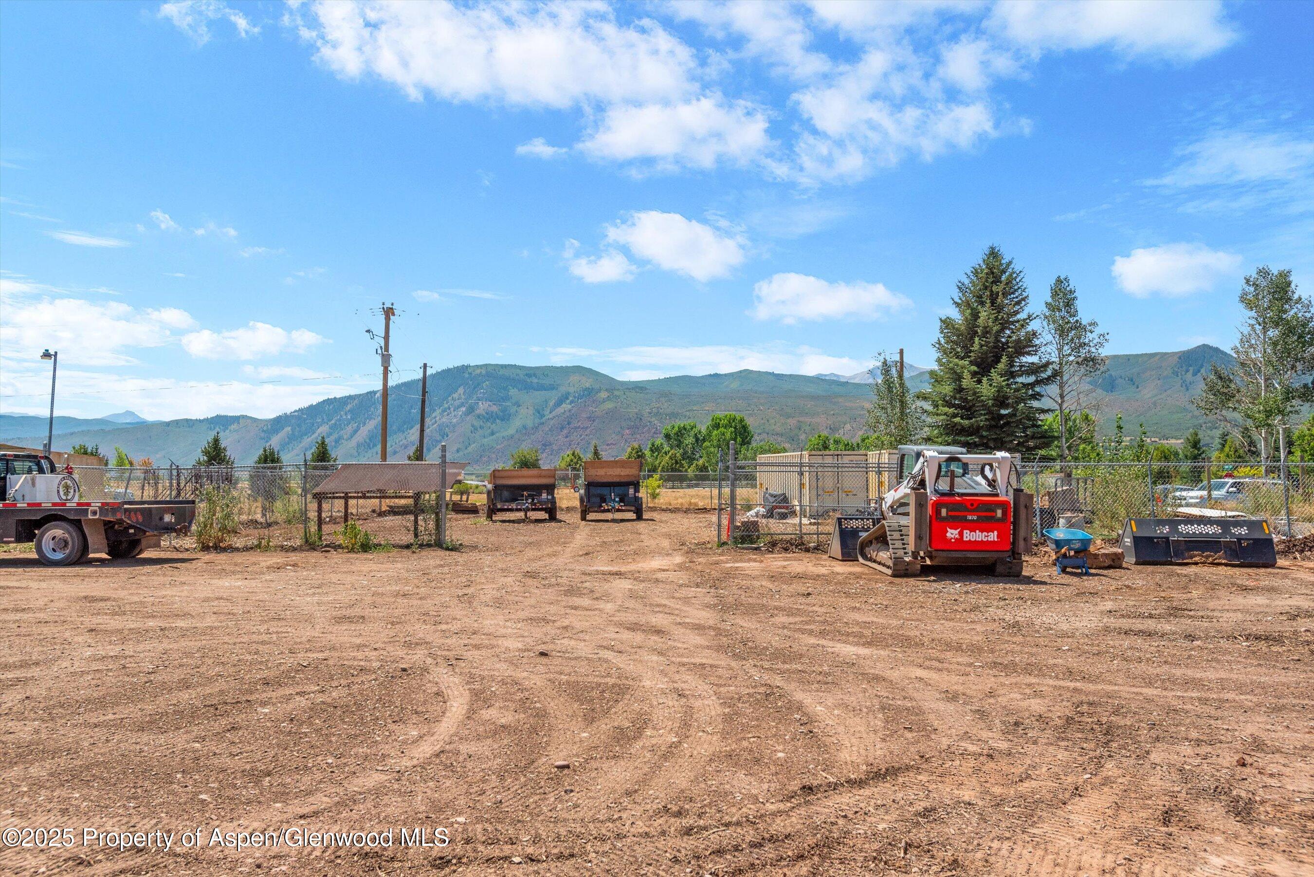 257 Valley Road - Half Lot, ElJebel