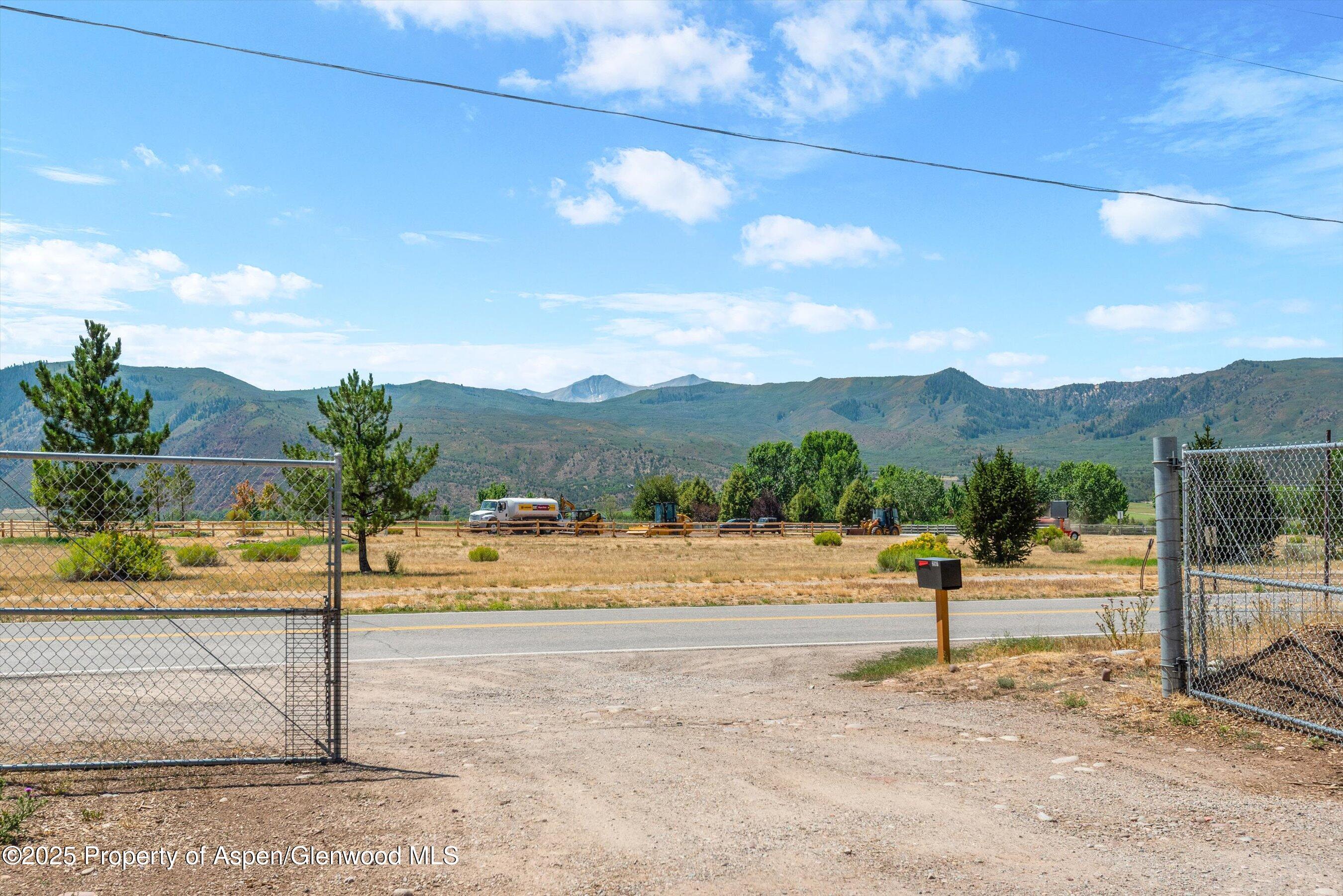 257 Valley Road - Half Lot, ElJebel