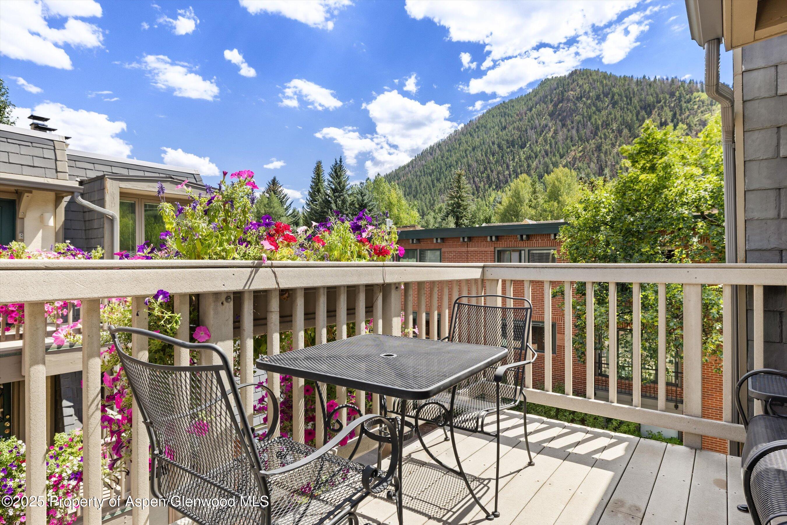731 E Durant Avenue, Unit 21