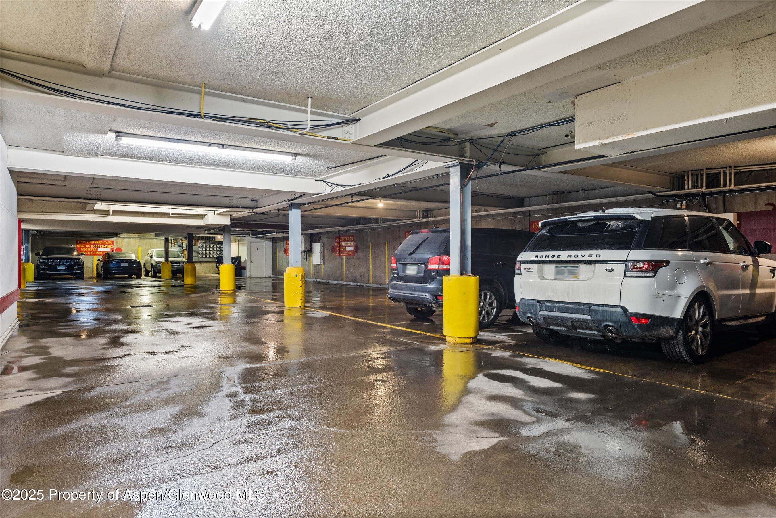 205 E Durant Avenue, Unit 1G