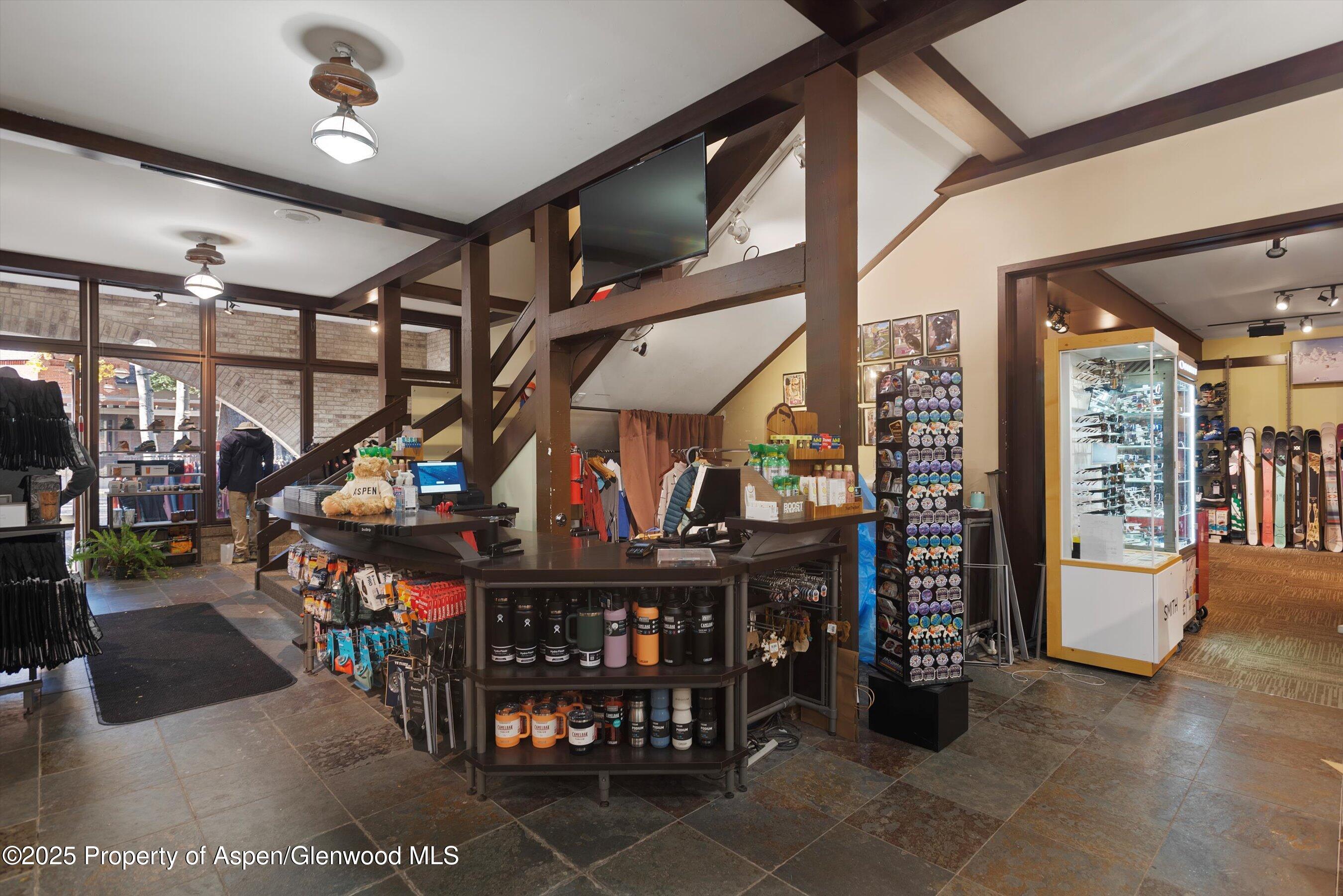 408 E Cooper Avenue, Aspen