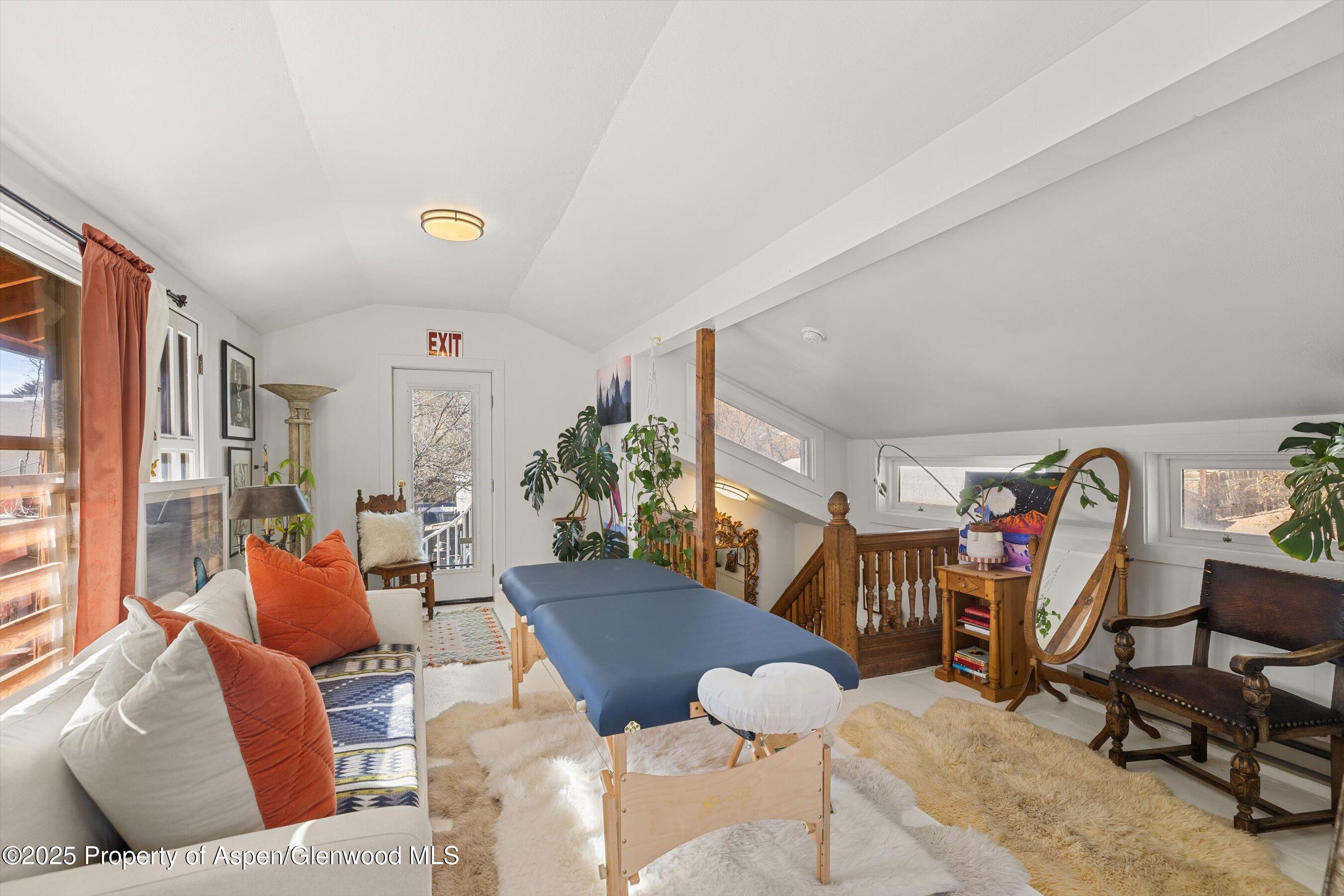 160 & 162 Midland Avenue