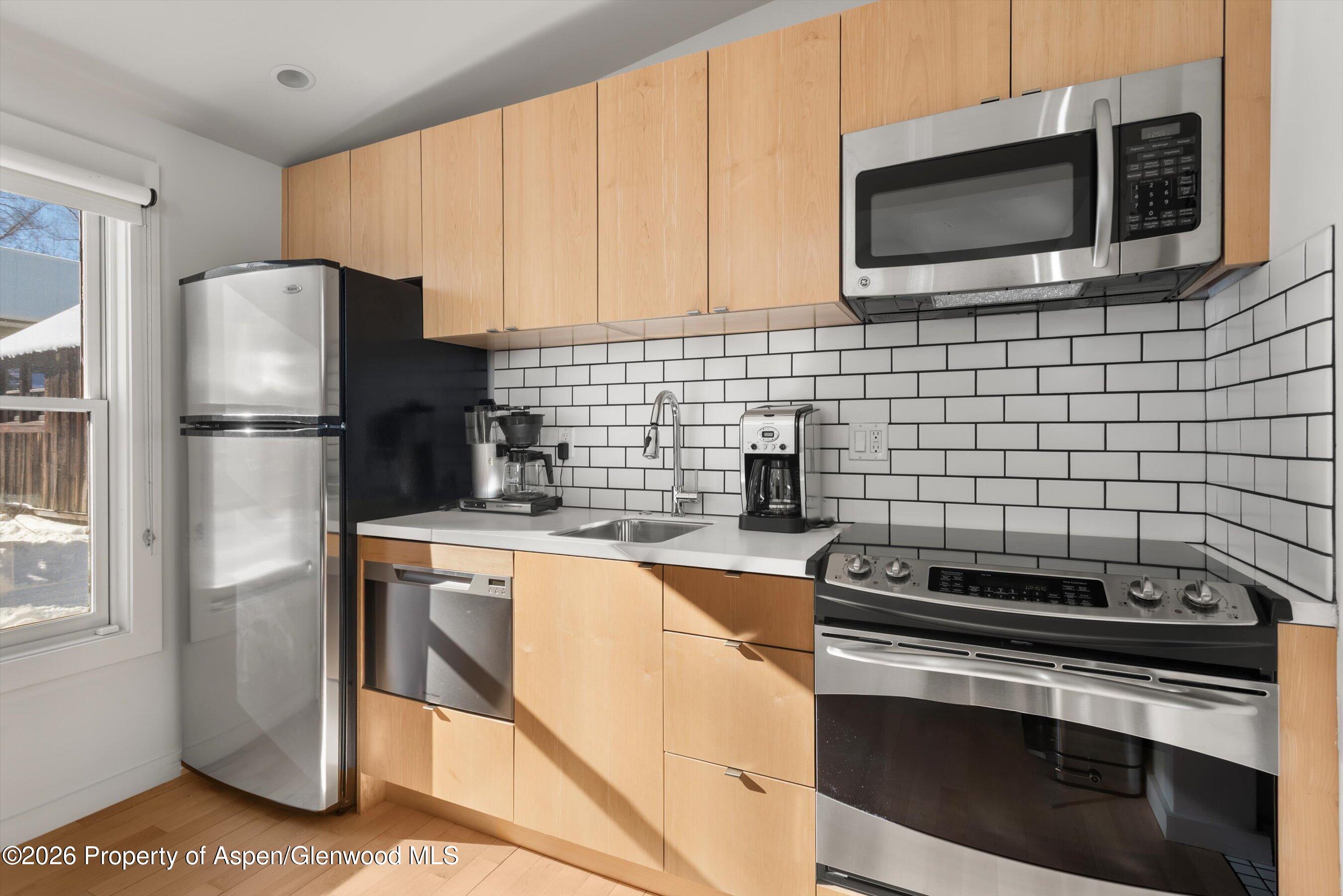 609 W Bleeker Street