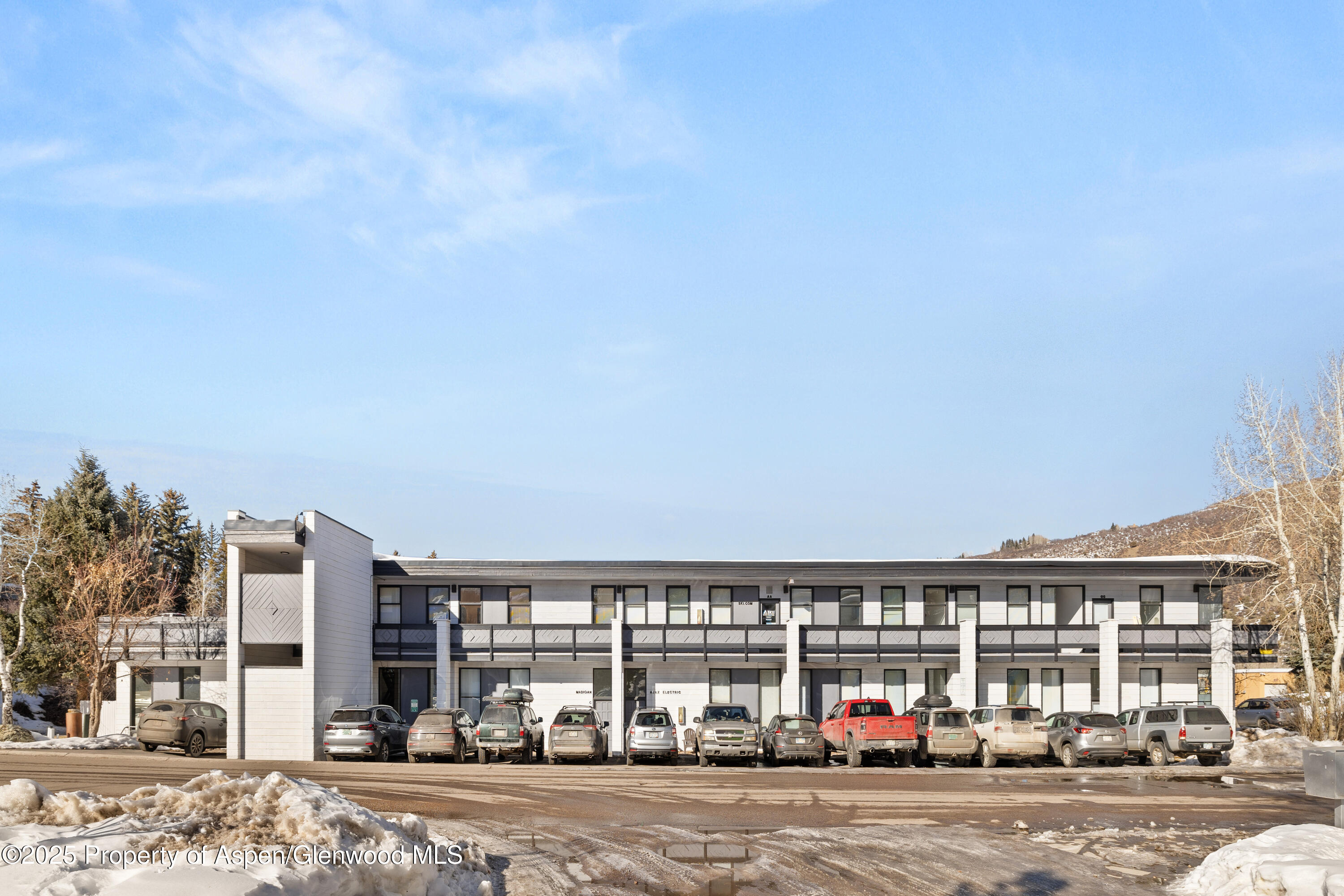 210 Aspen Airport Business