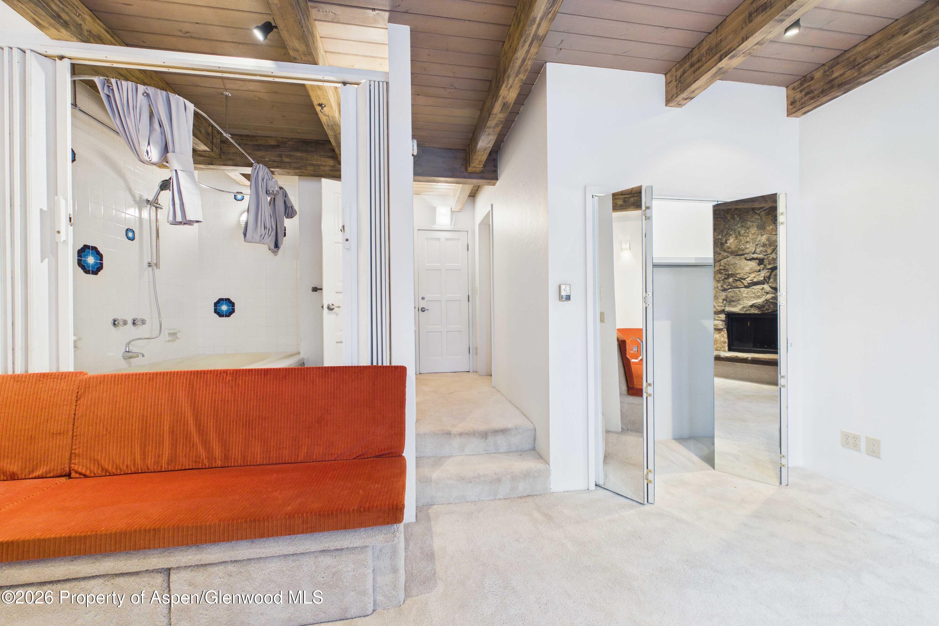 651 S Monarch Street 104