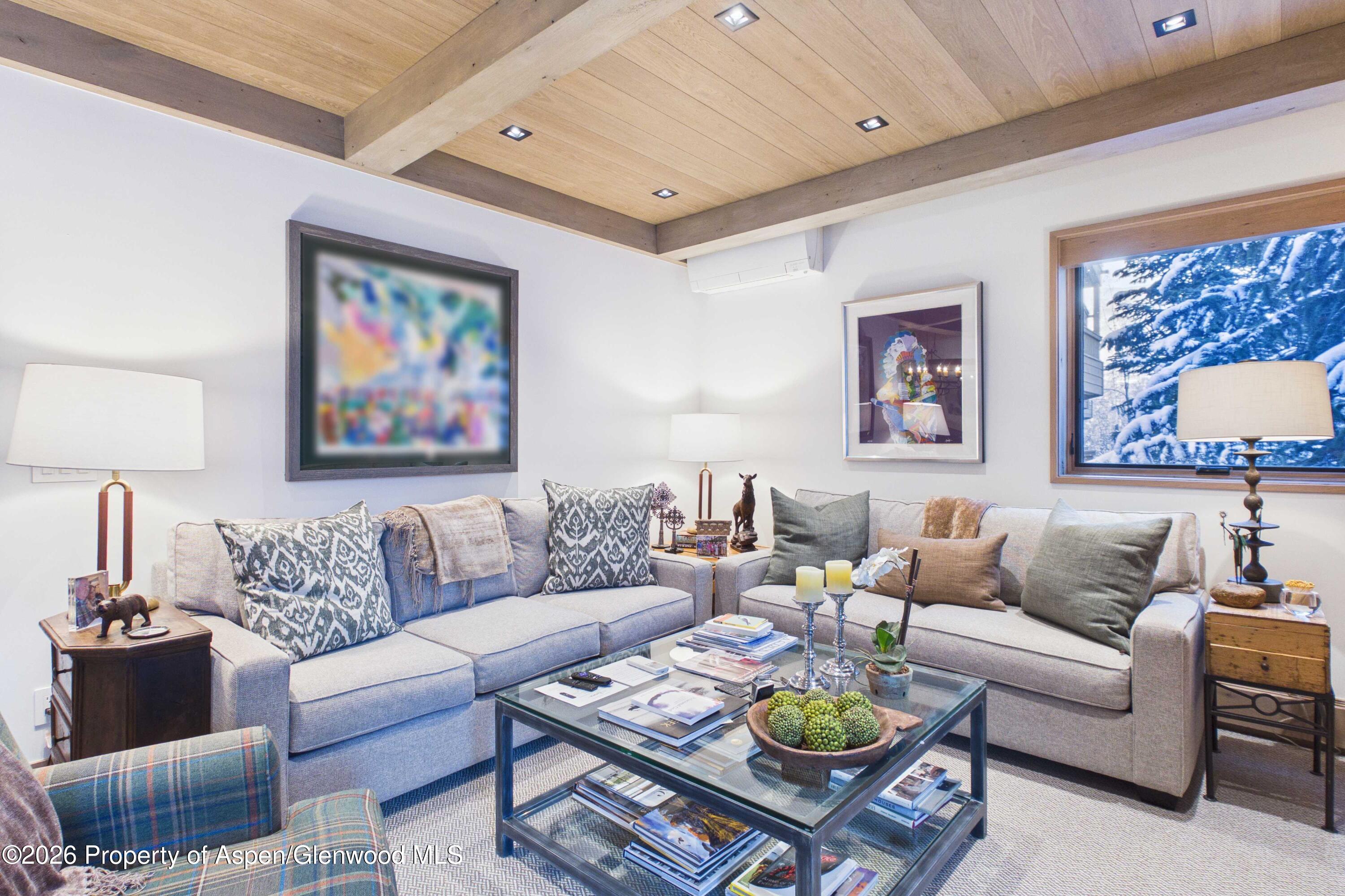 610 S West End Street G201