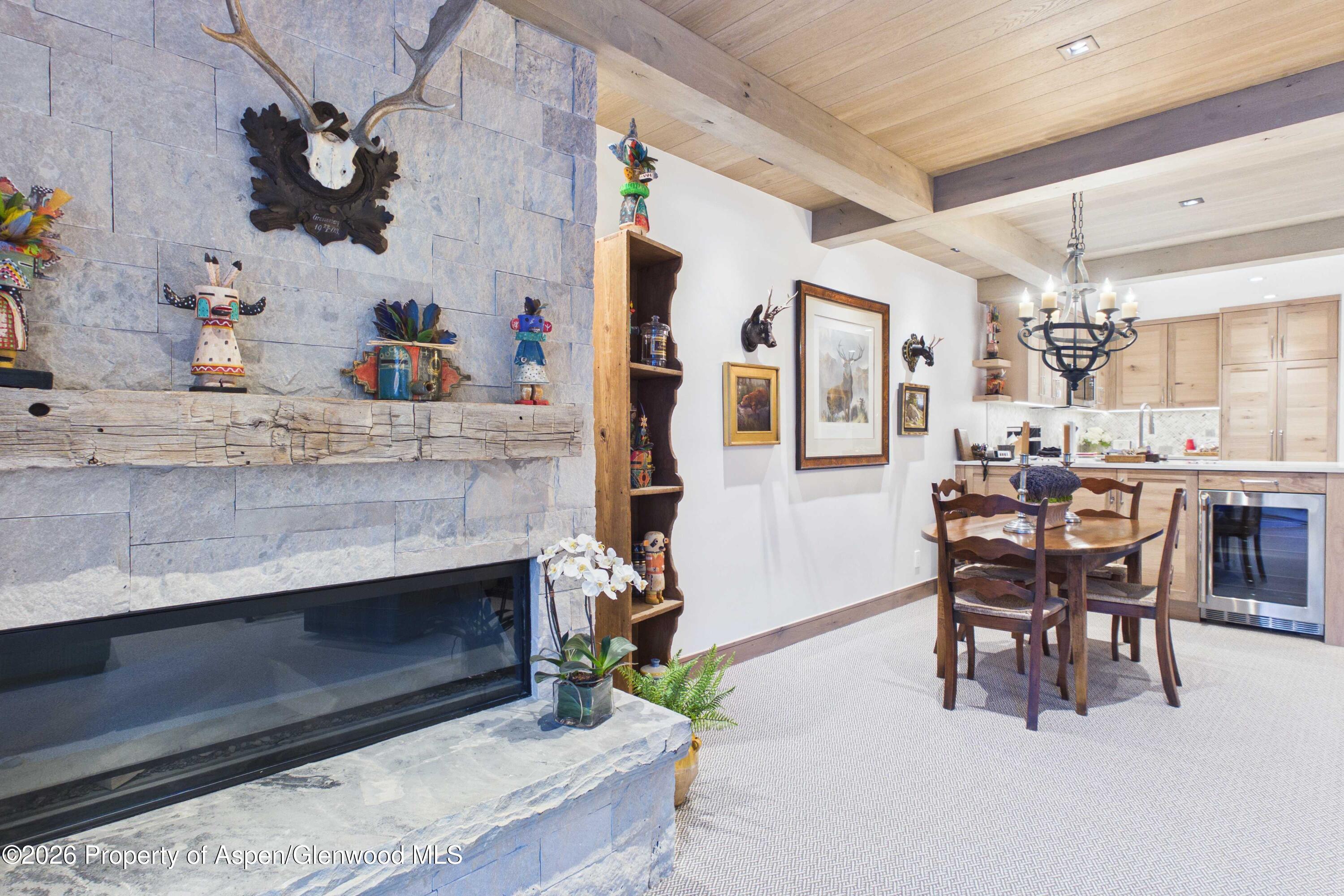 610 S West End Street G201