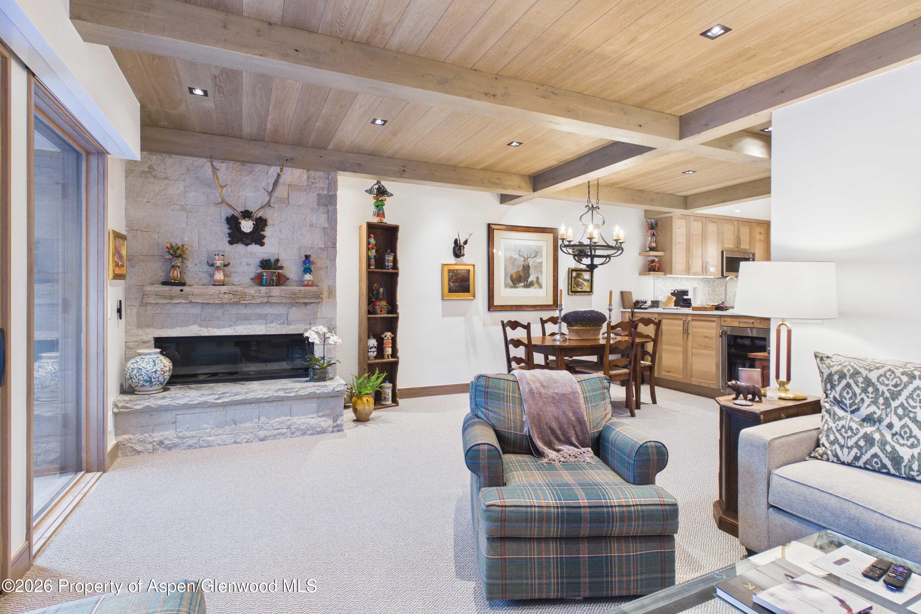 610 S West End Street G201