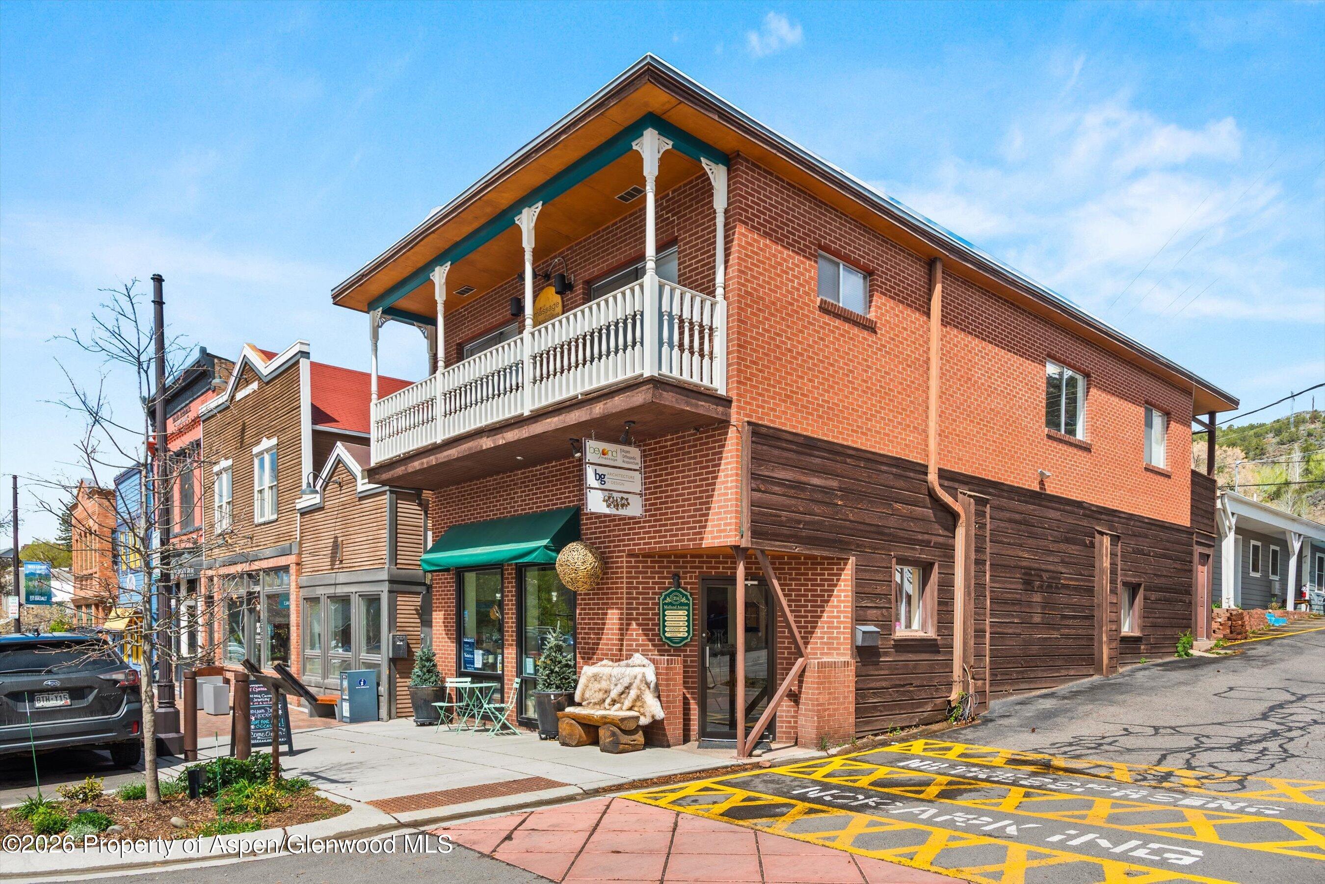 214 Midland Avenue First Floor