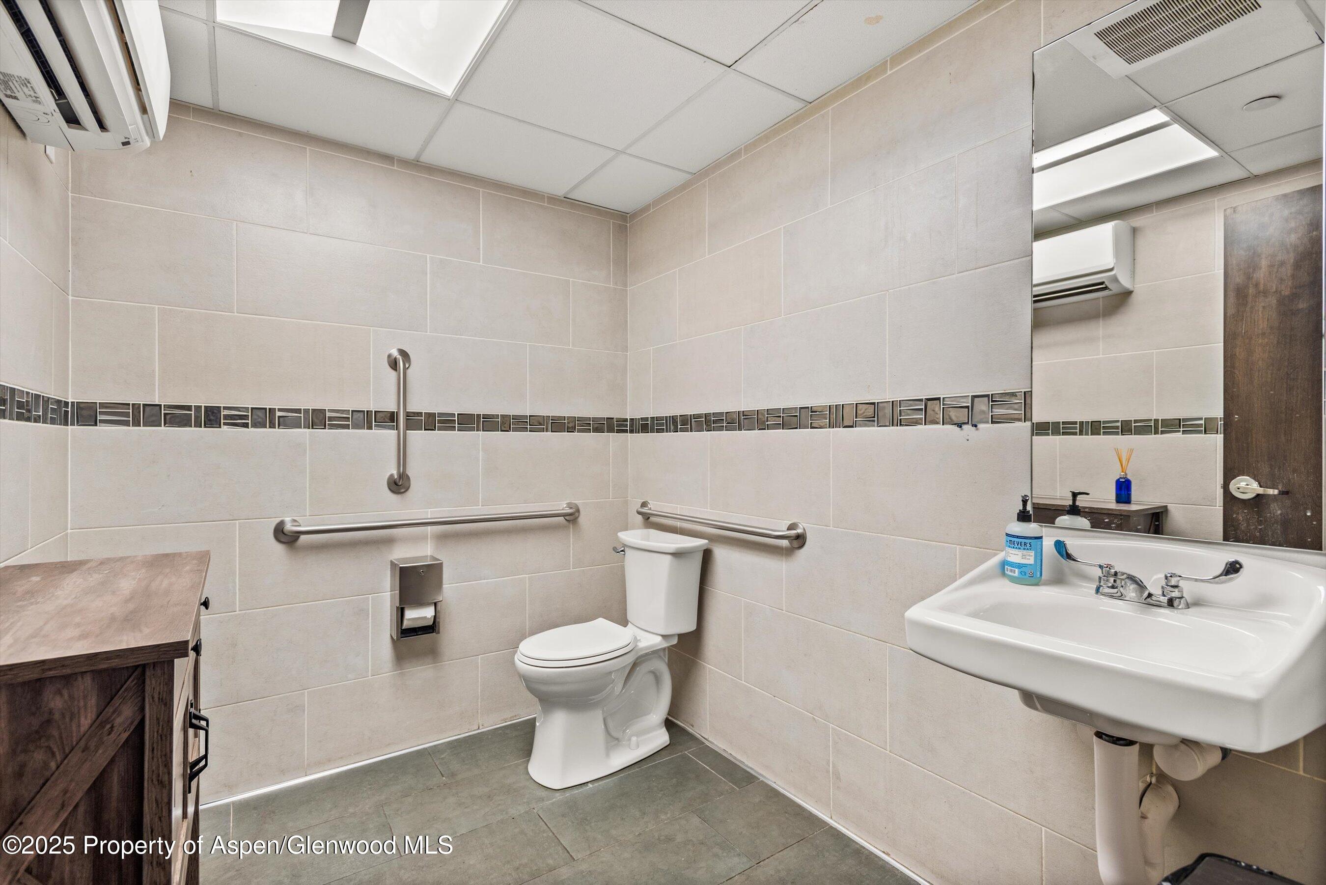 100 E Main Street 1