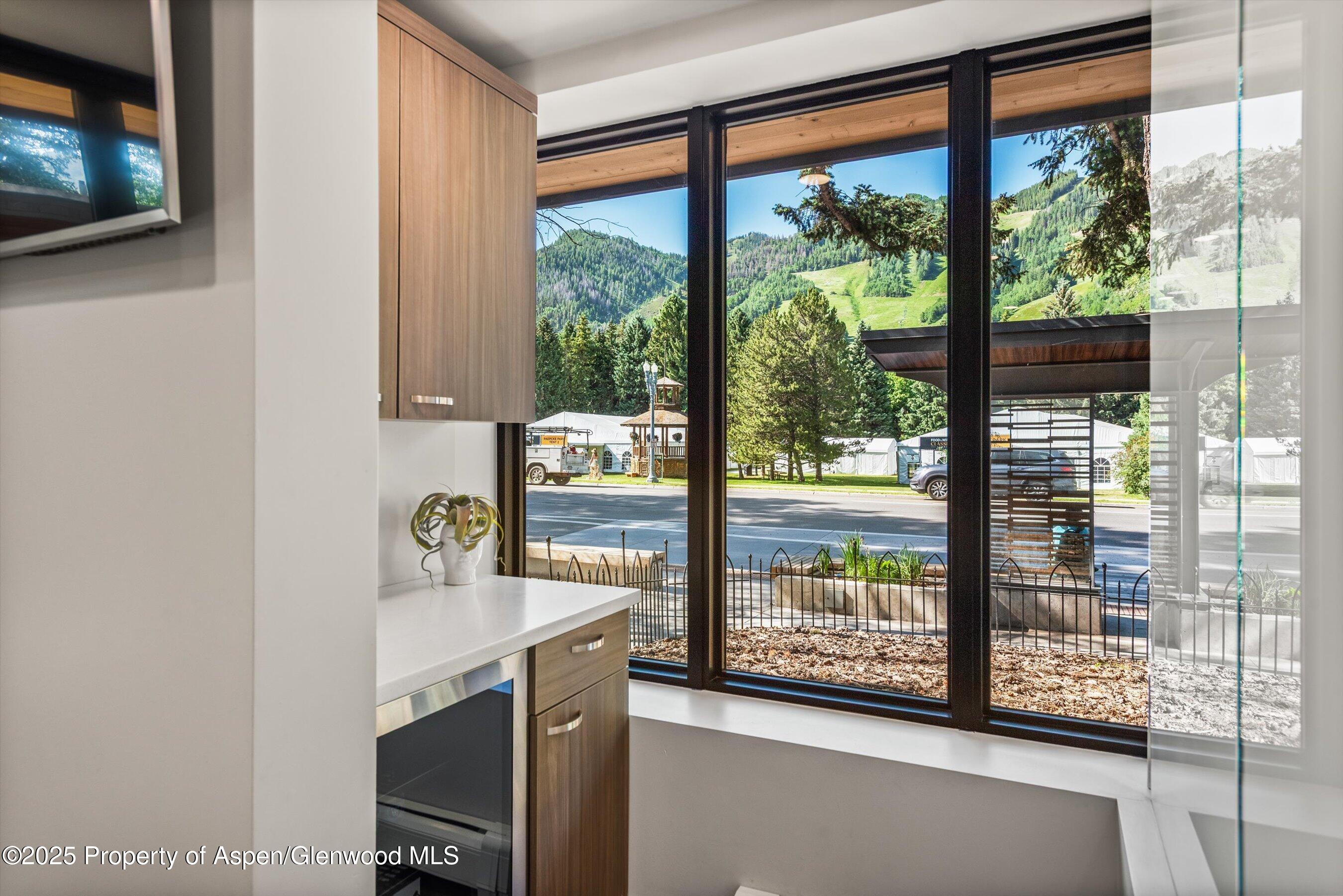 100 E Main Street 1