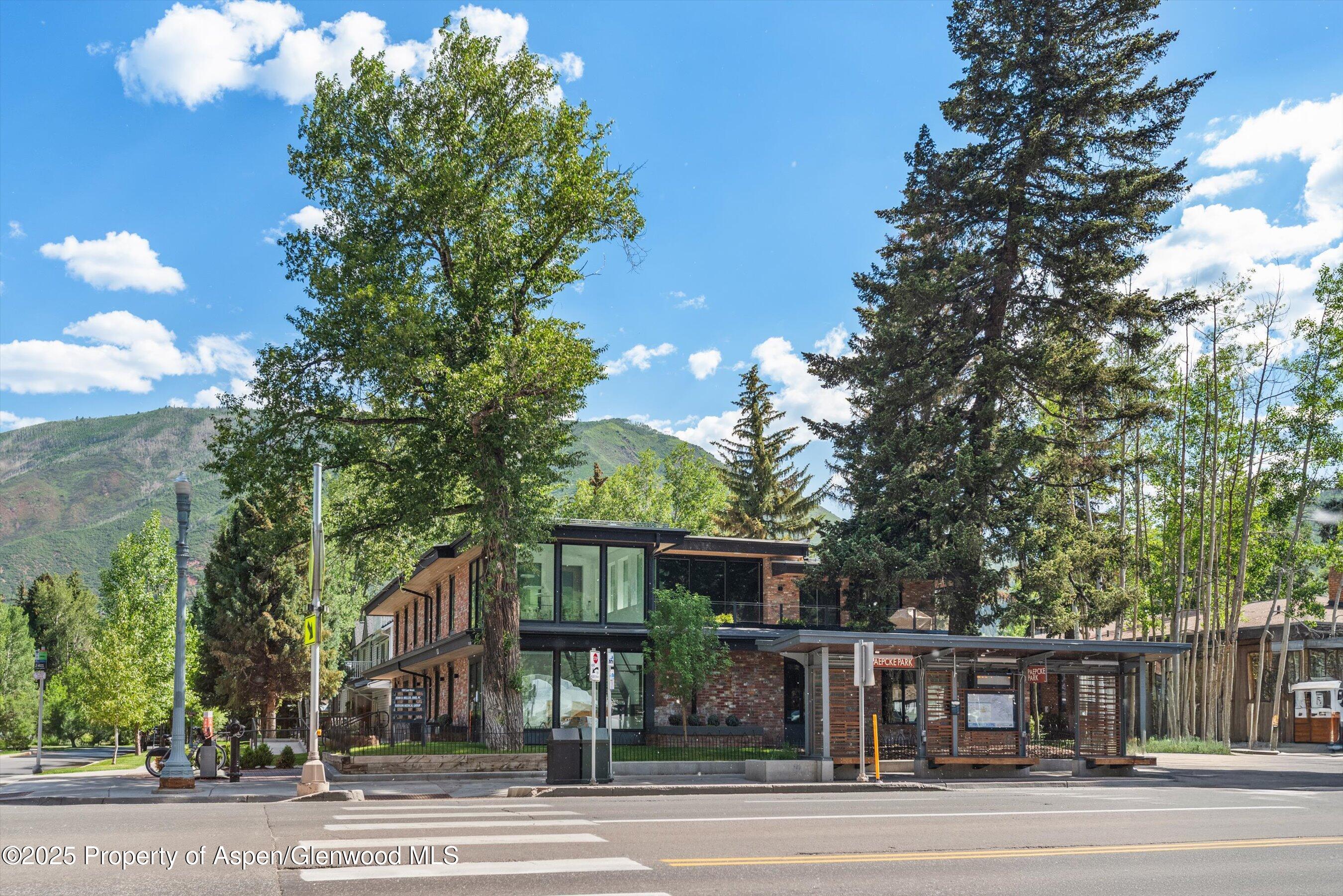 100 E Main Street 1