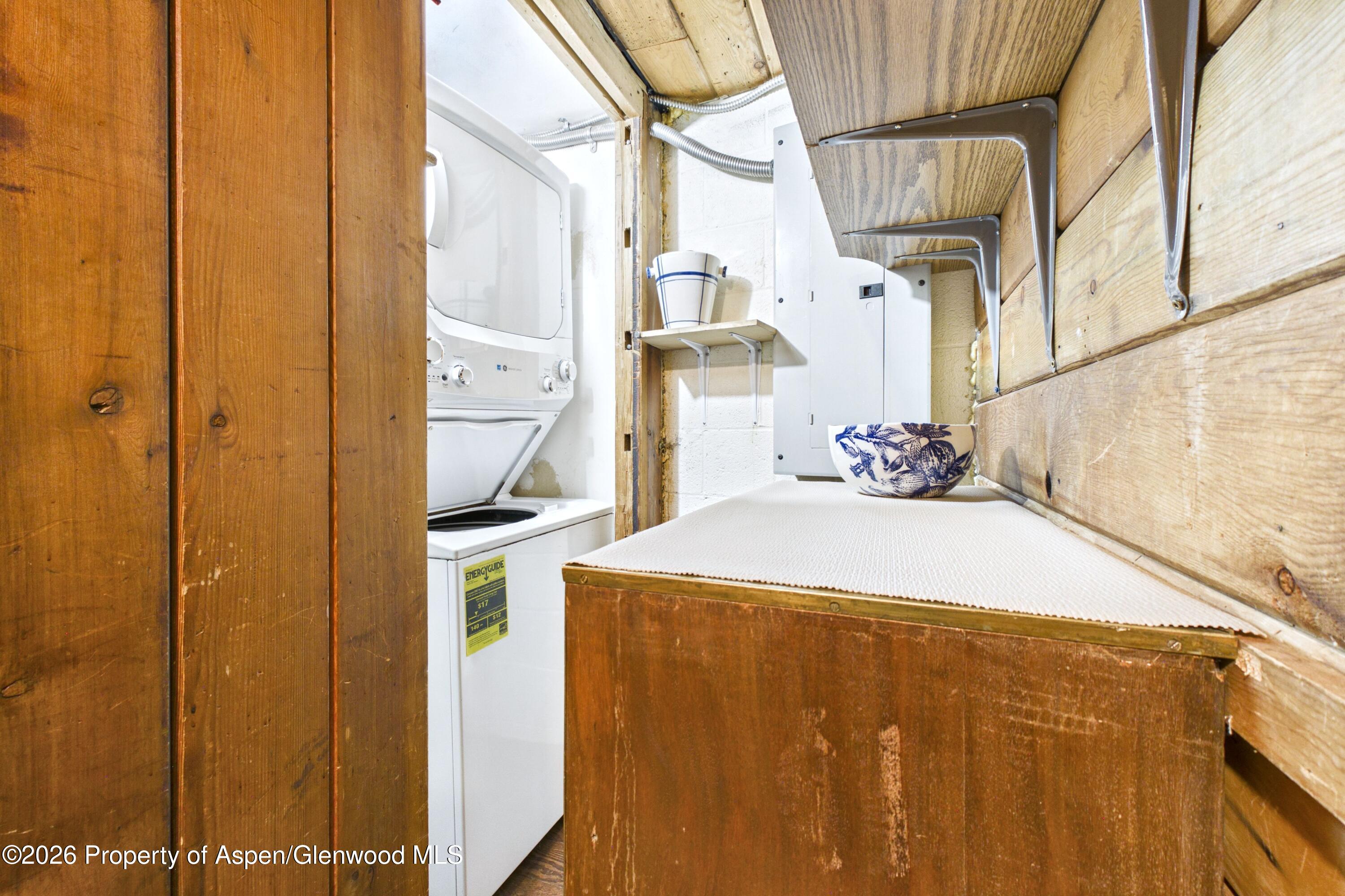 209 E Reds Road Guest House
