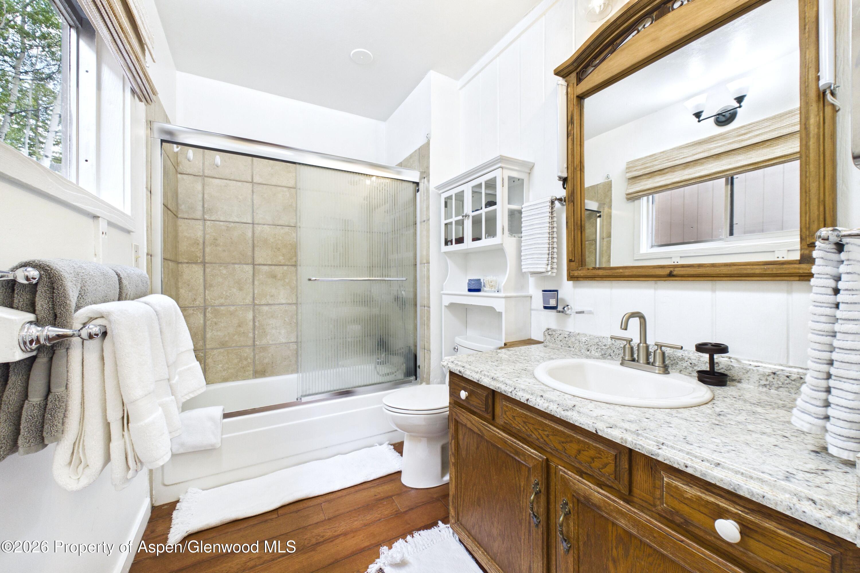 209 E Reds Road Guest House