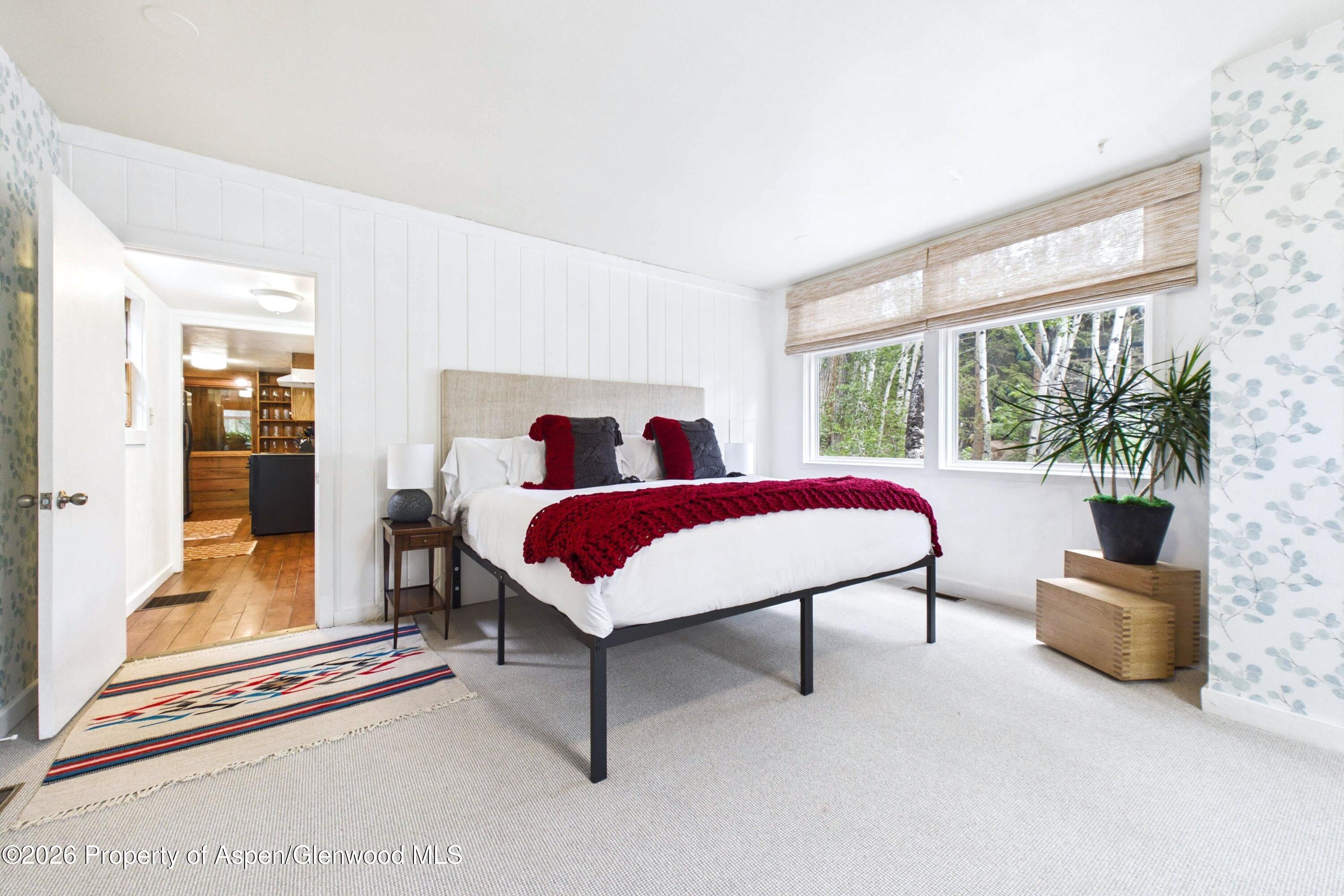 209 E Reds Road Guest House