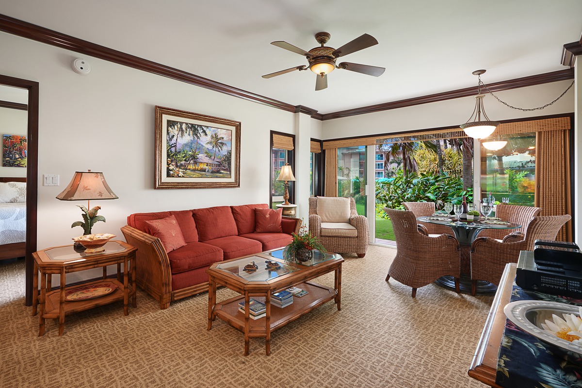 4-820 Kuhio Hwy F102