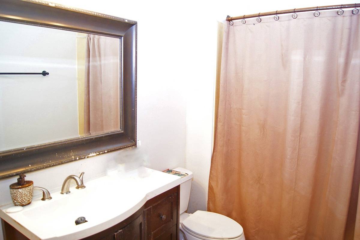 4701 KAWAIHAU RD E202