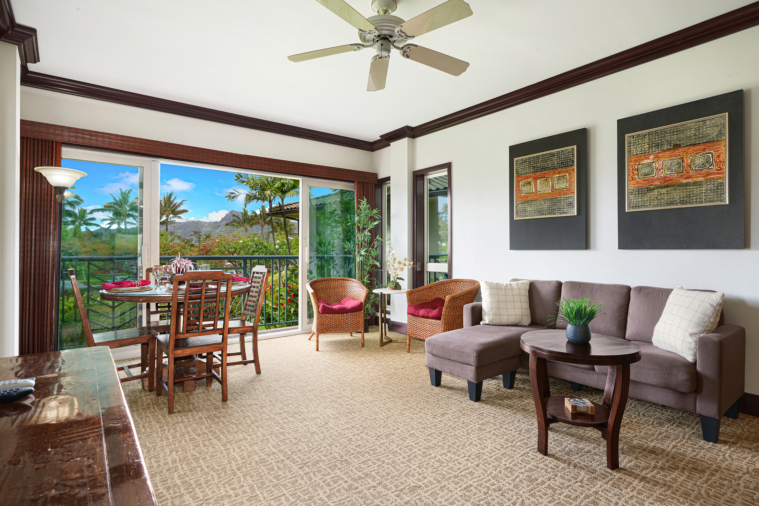 4-820 Kuhio Hwy F203
