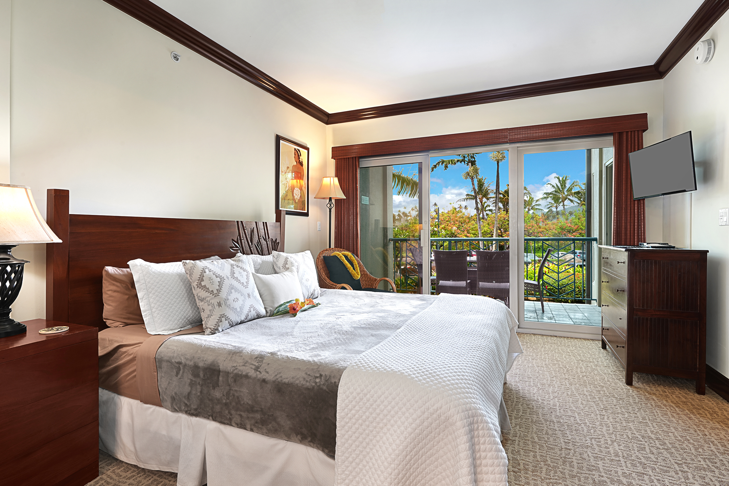 4-820 Kuhio Hwy F203