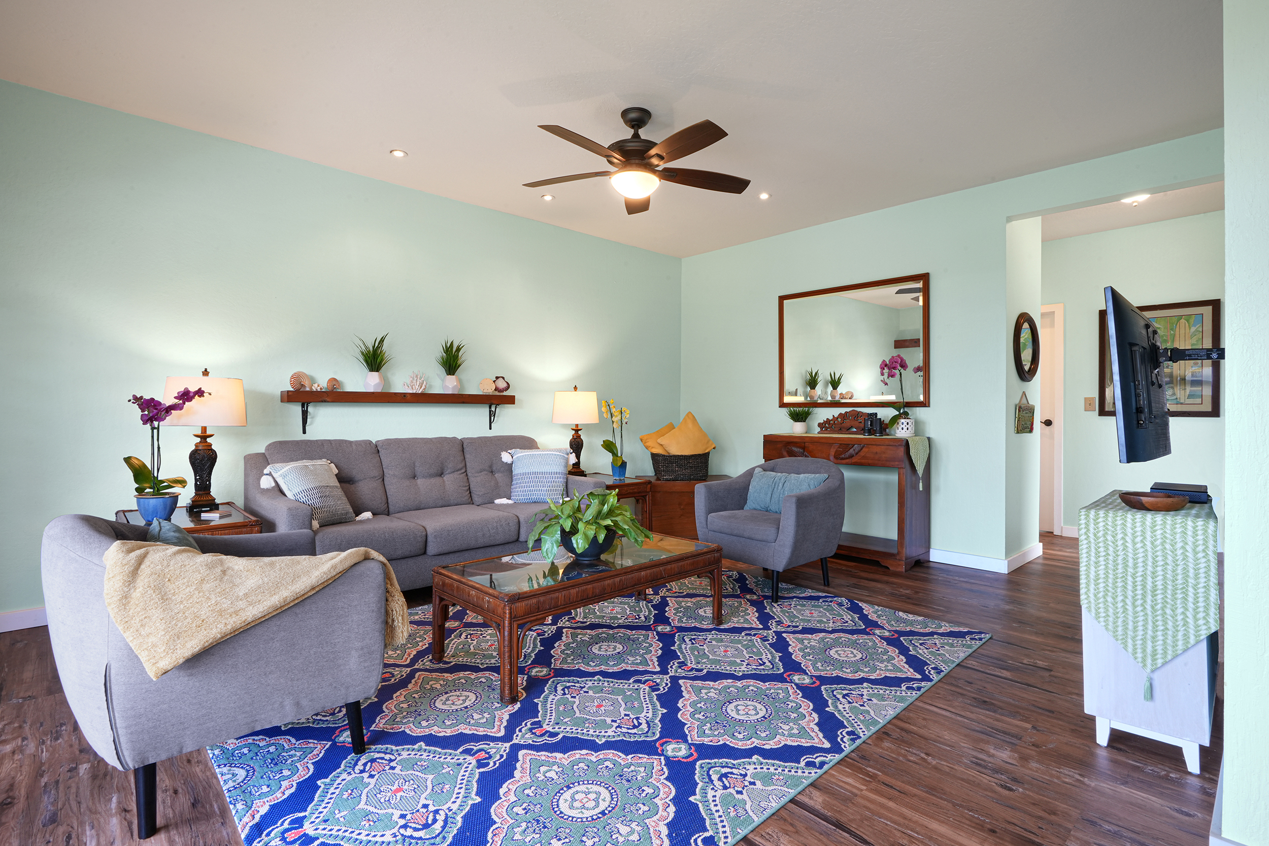 4460 Nehe Rd  211