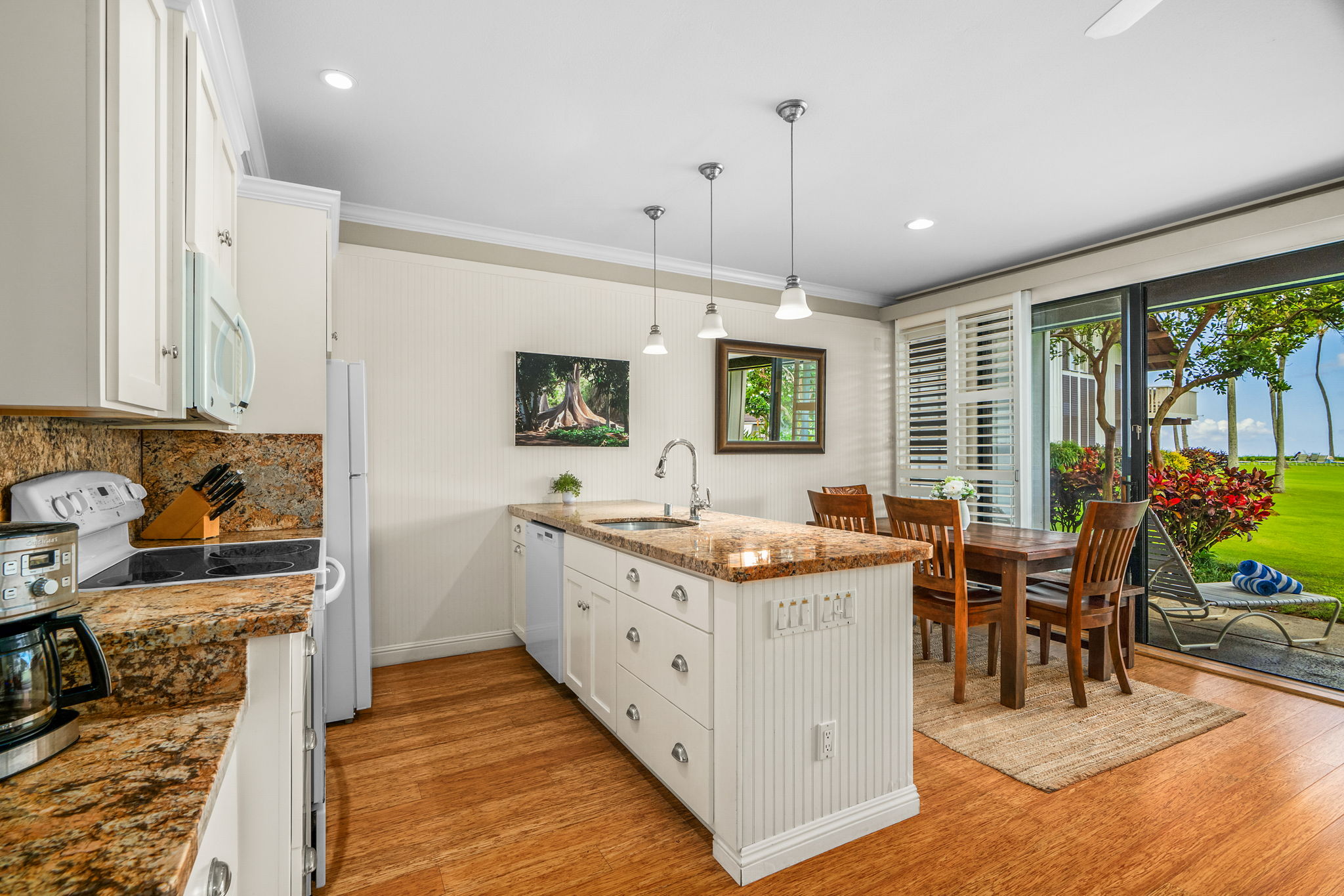 2253 POIPU RD 26
