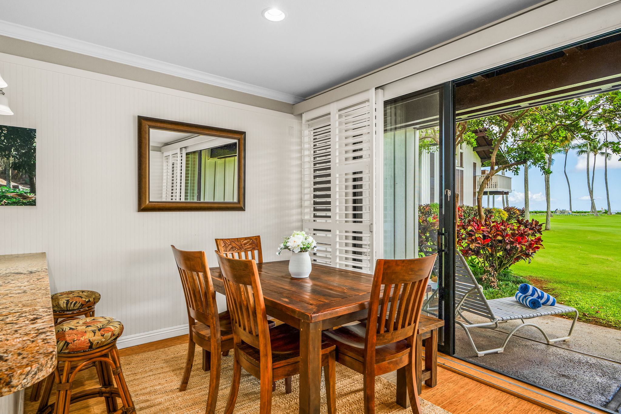 2253 POIPU RD 26