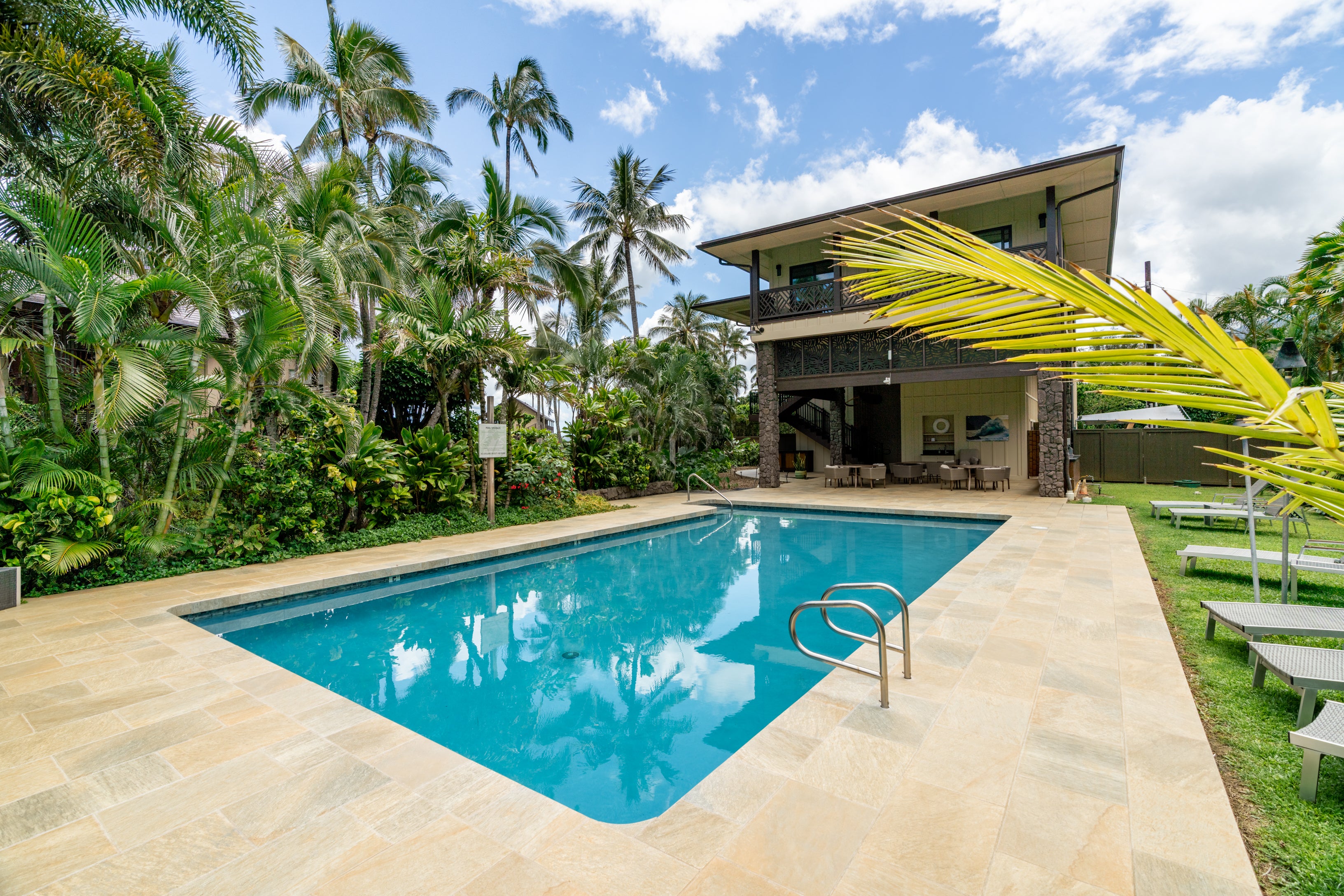 5-7130 KUHIO HWY H1