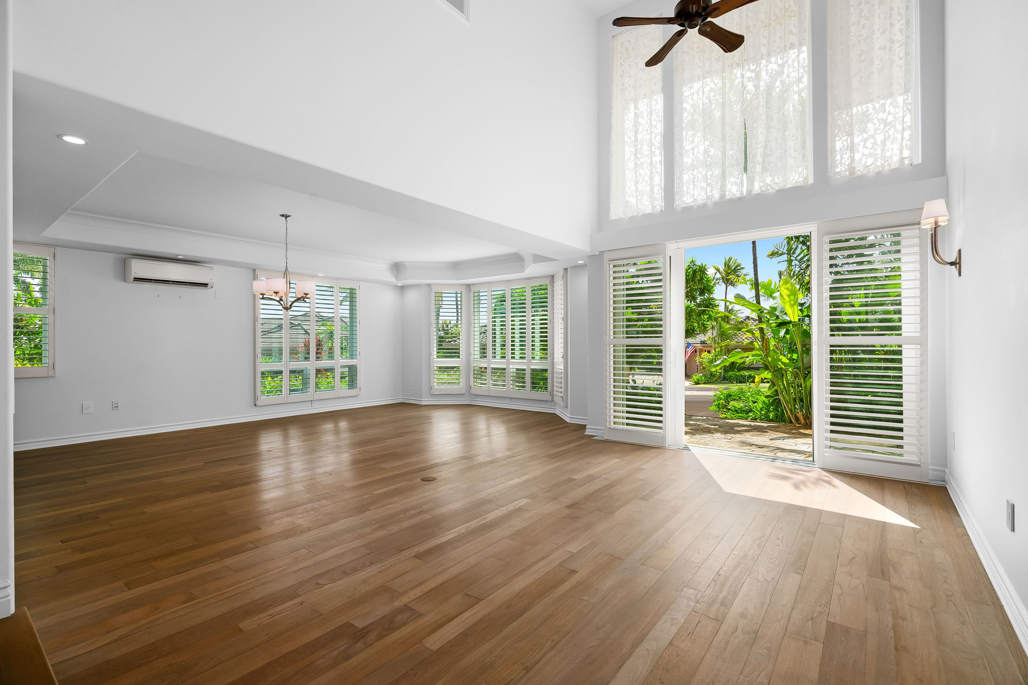 4100 QUEEN EMMA'S DR 75