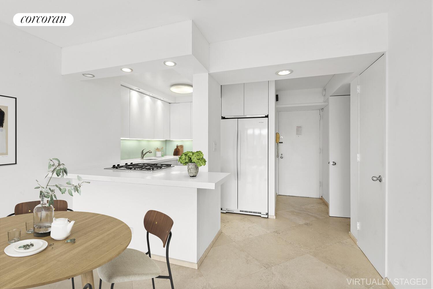 330 E 38TH Street 14C