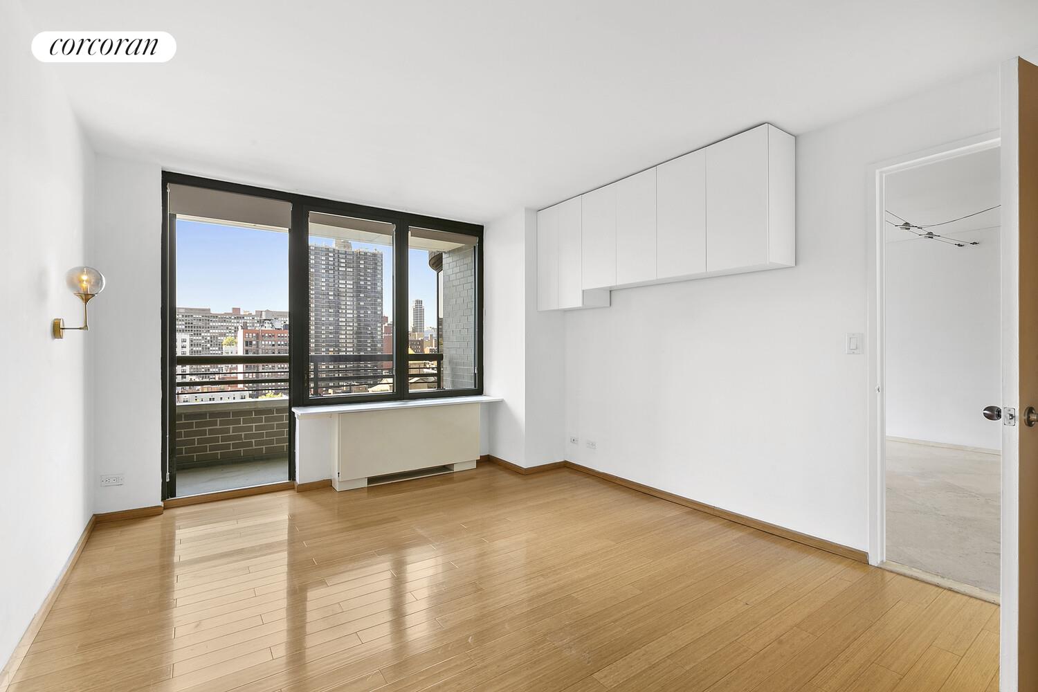 330 E 38TH Street 14C