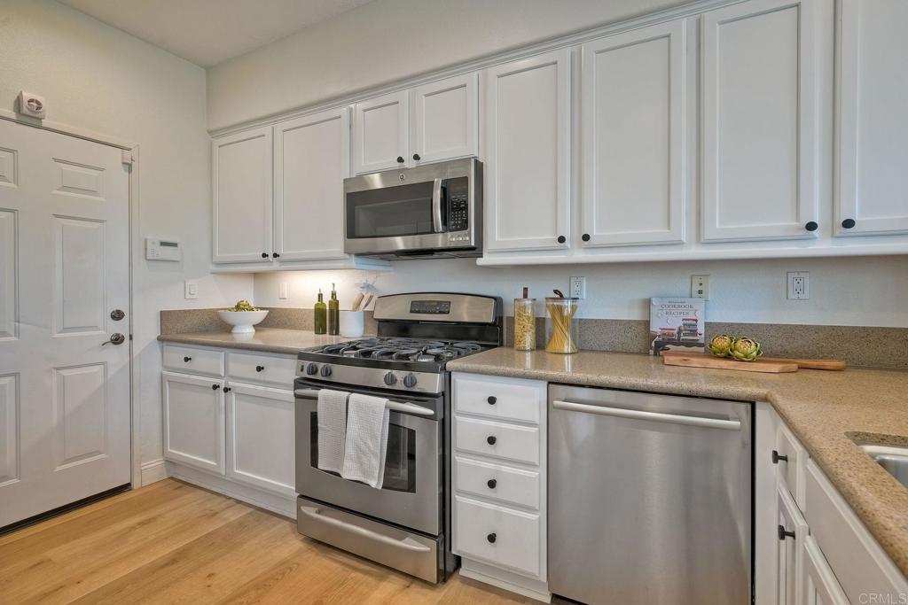 1293 Highbluff Avenue