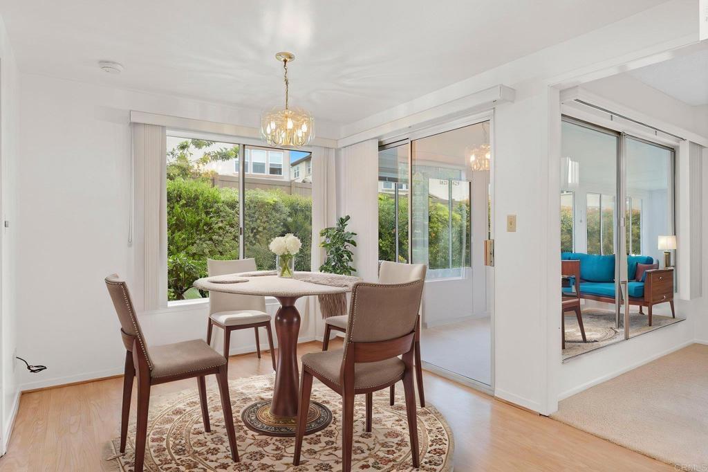 1109 Calle Del Baston