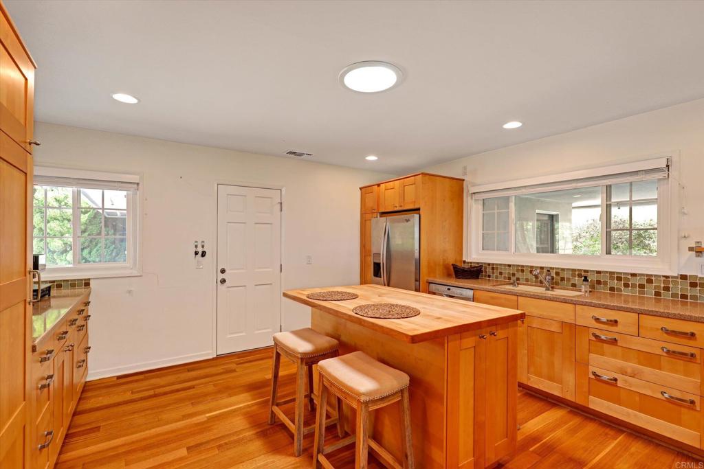 1304 Muirlands Vista Way