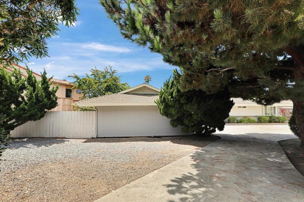 1304 Muirlands Vista Way