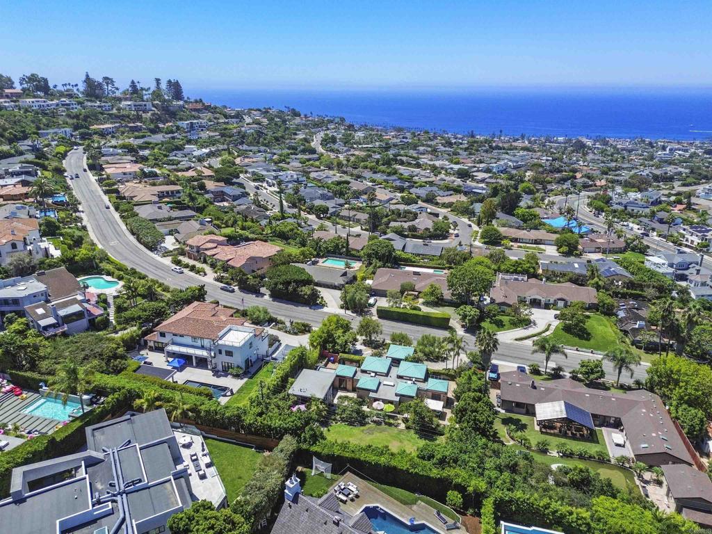 1304 Muirlands Vista Way