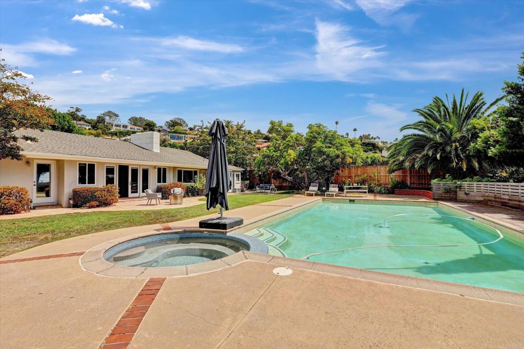 1304 Muirlands Vista Way